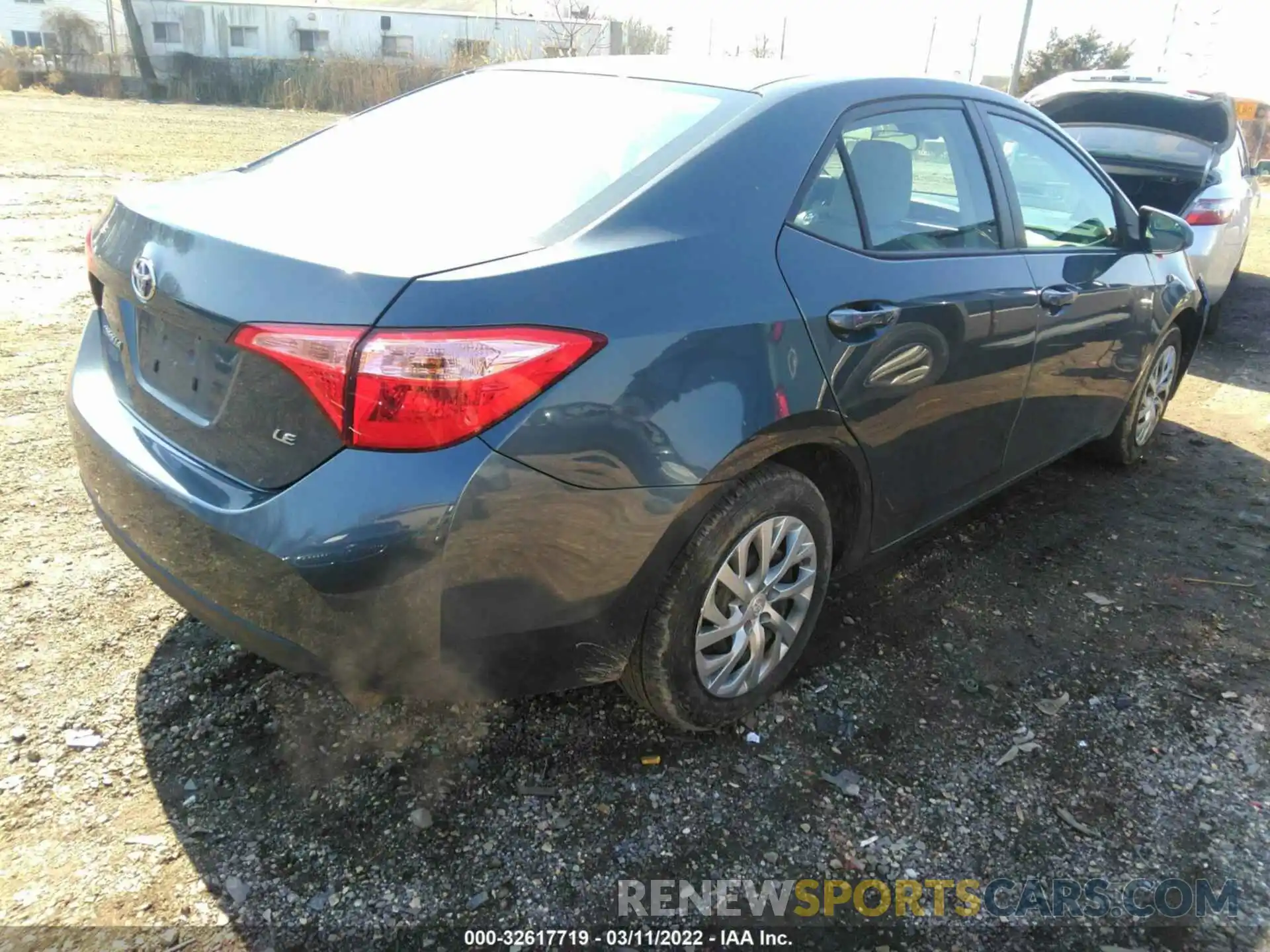 4 Photograph of a damaged car 2T1BURHE3KC224955 TOYOTA COROLLA 2019