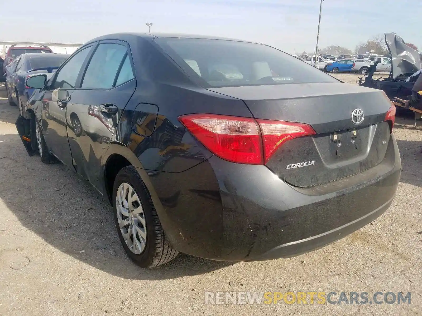 3 Photograph of a damaged car 2T1BURHE3KC225202 TOYOTA COROLLA 2019