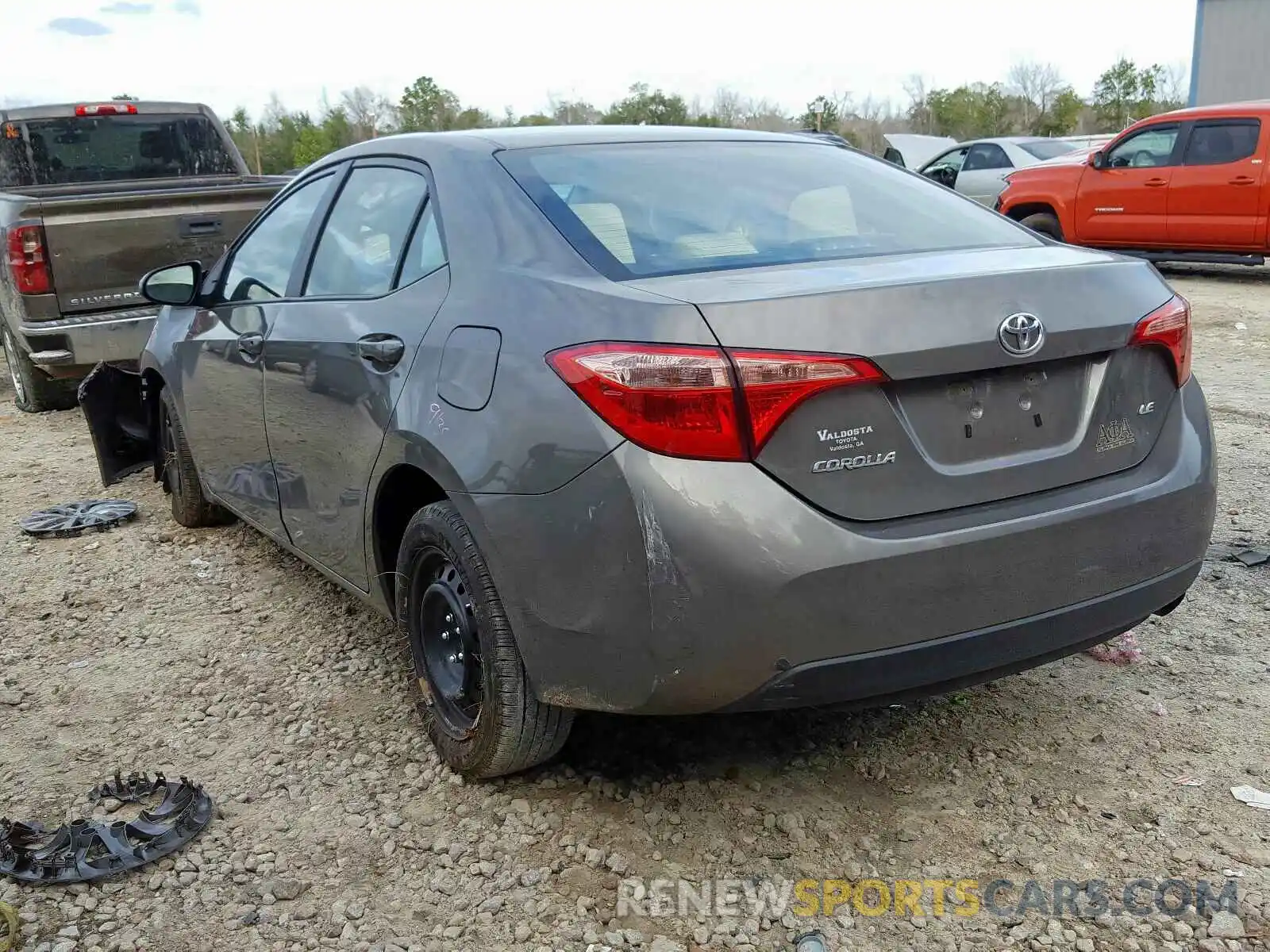 3 Photograph of a damaged car 2T1BURHE3KC225569 TOYOTA COROLLA 2019