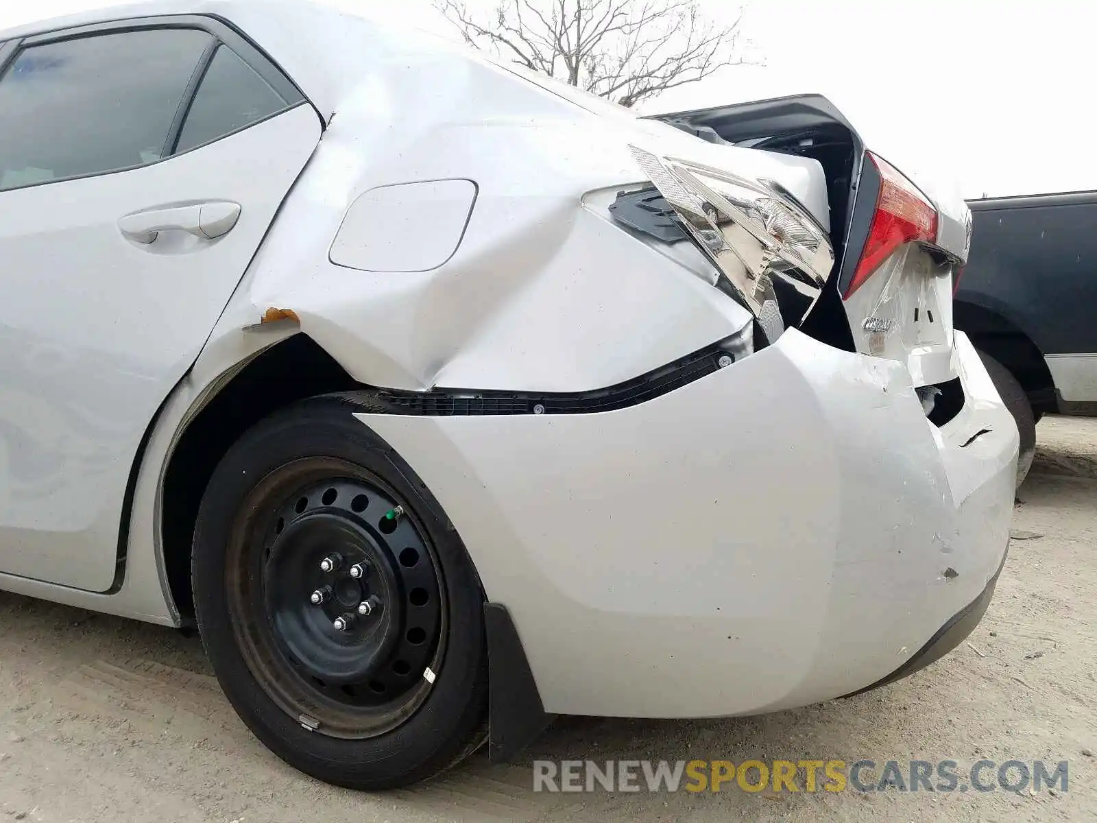 9 Photograph of a damaged car 2T1BURHE3KC225622 TOYOTA COROLLA 2019