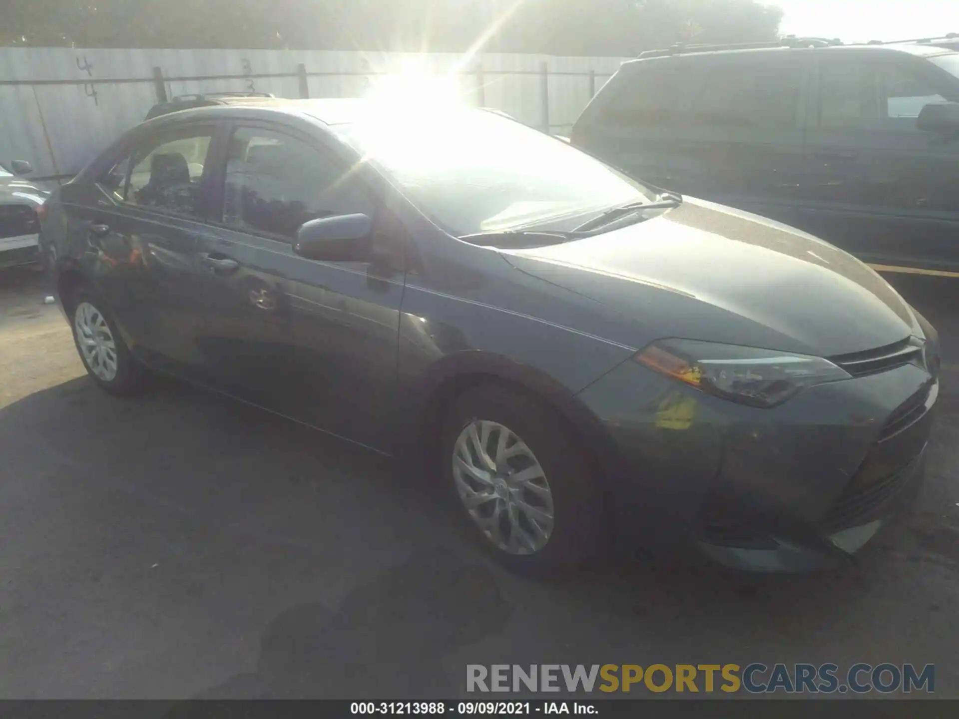 1 Photograph of a damaged car 2T1BURHE3KC225832 TOYOTA COROLLA 2019