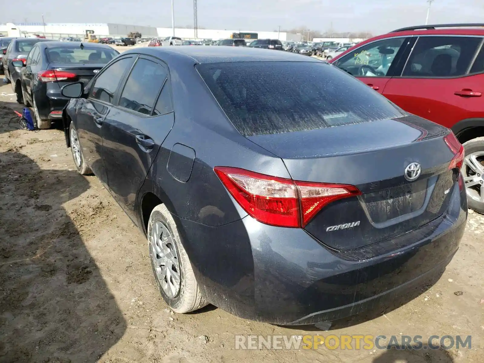 3 Photograph of a damaged car 2T1BURHE3KC225930 TOYOTA COROLLA 2019