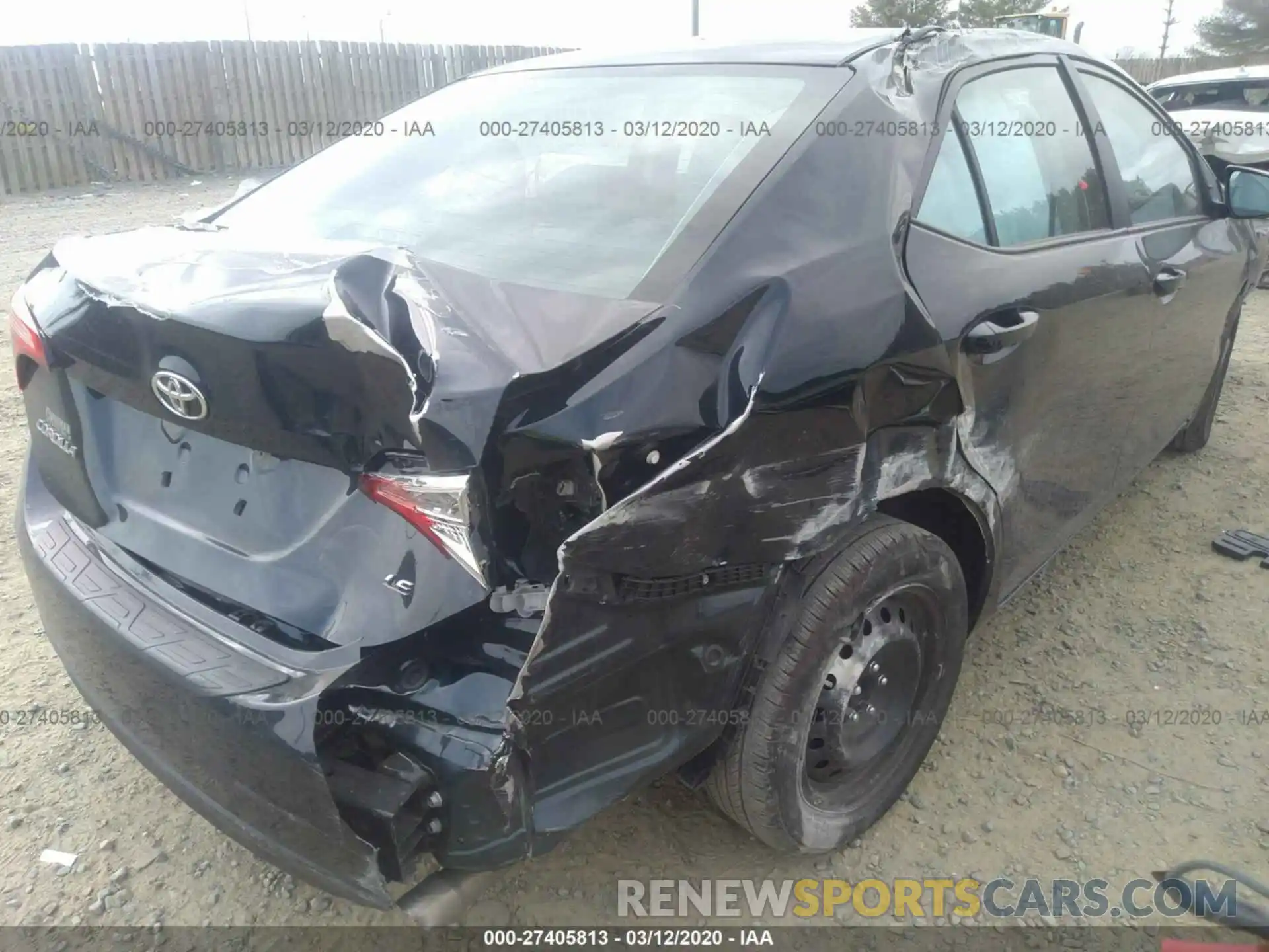 4 Photograph of a damaged car 2T1BURHE3KC227919 TOYOTA COROLLA 2019