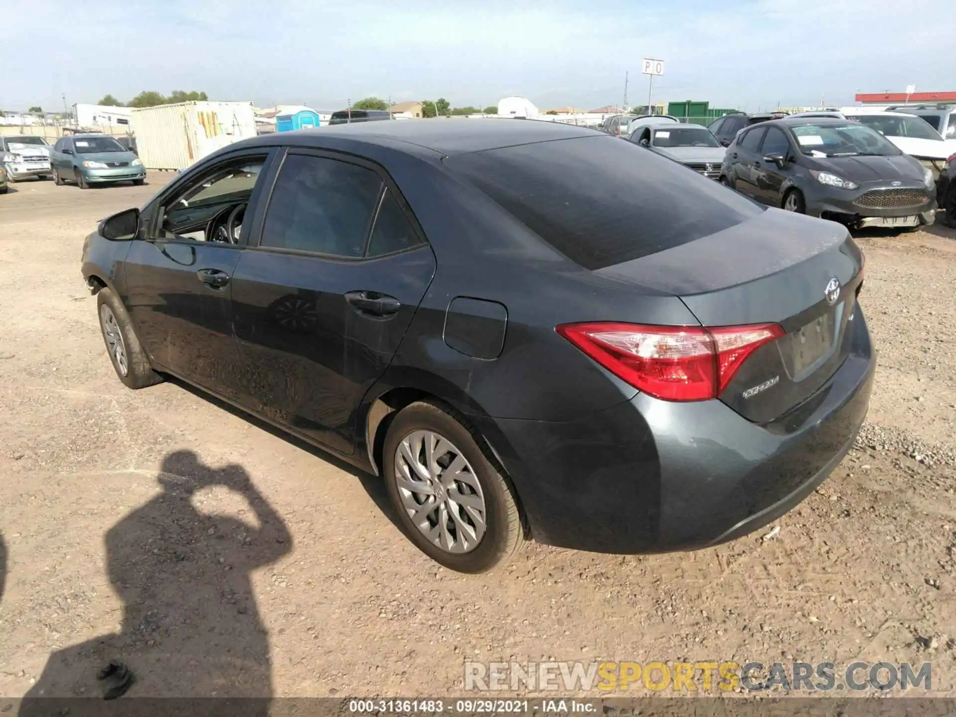 3 Photograph of a damaged car 2T1BURHE3KC228276 TOYOTA COROLLA 2019