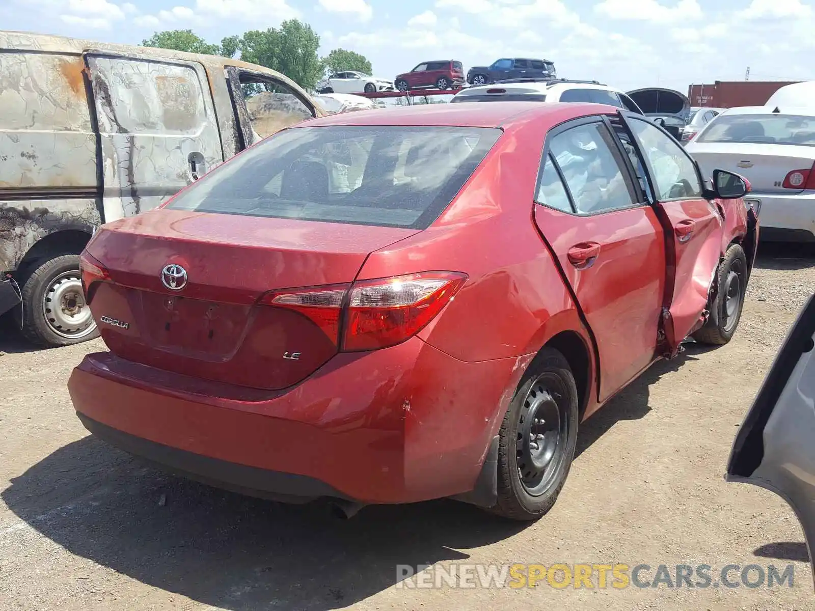 4 Photograph of a damaged car 2T1BURHE3KC228830 TOYOTA COROLLA 2019