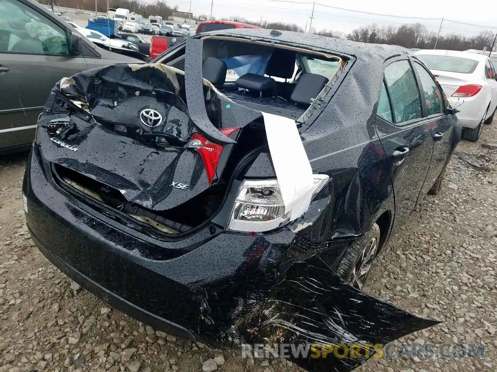 4 Photograph of a damaged car 2T1BURHE3KC228892 TOYOTA COROLLA 2019