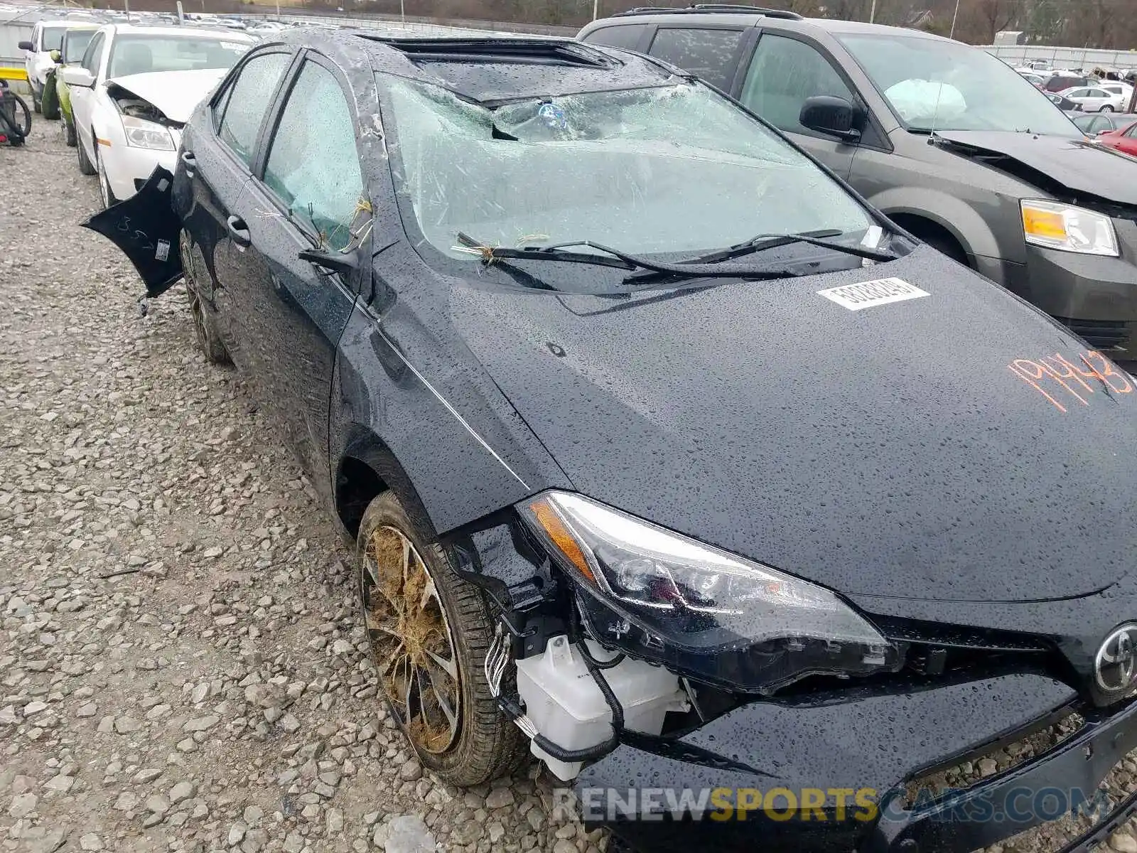 9 Photograph of a damaged car 2T1BURHE3KC228892 TOYOTA COROLLA 2019