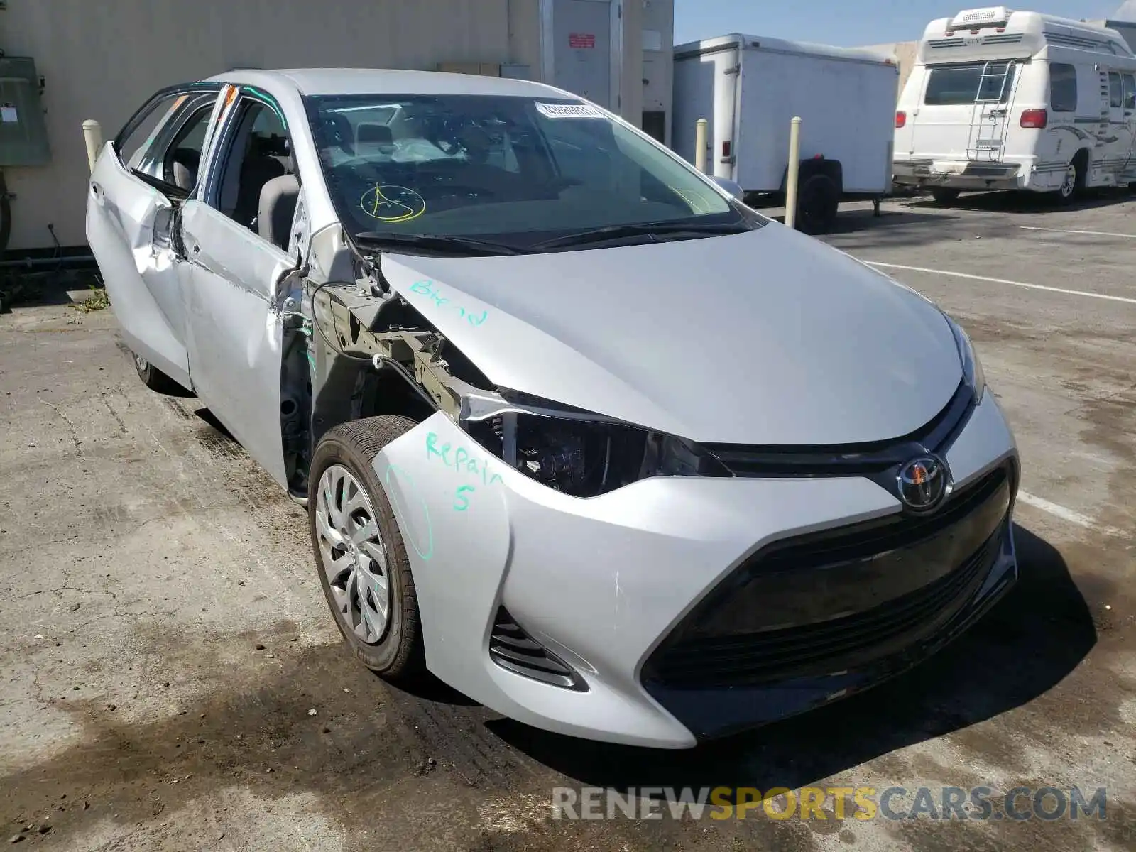 1 Photograph of a damaged car 2T1BURHE3KC228925 TOYOTA COROLLA 2019