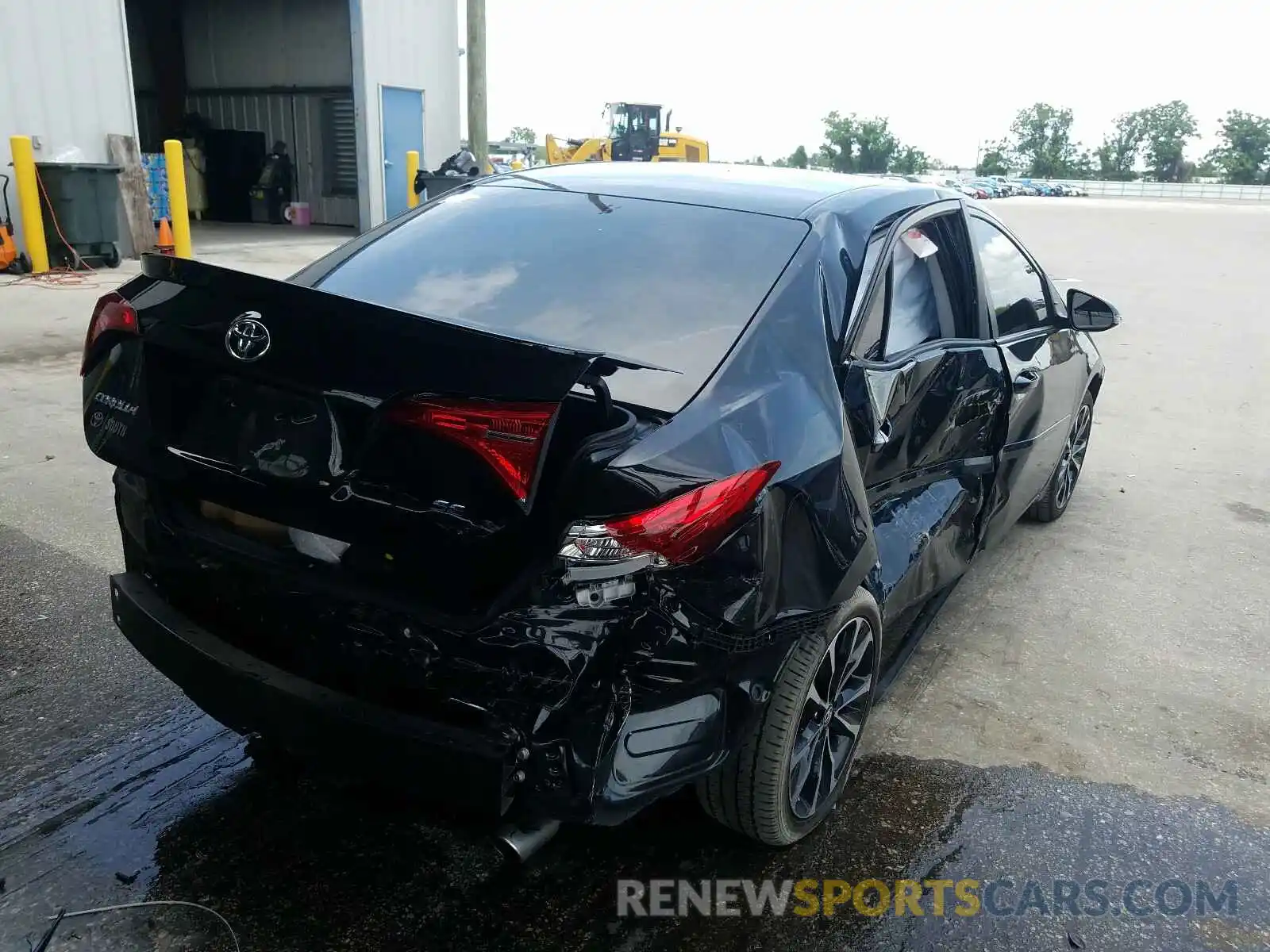 4 Photograph of a damaged car 2T1BURHE3KC229783 TOYOTA COROLLA 2019