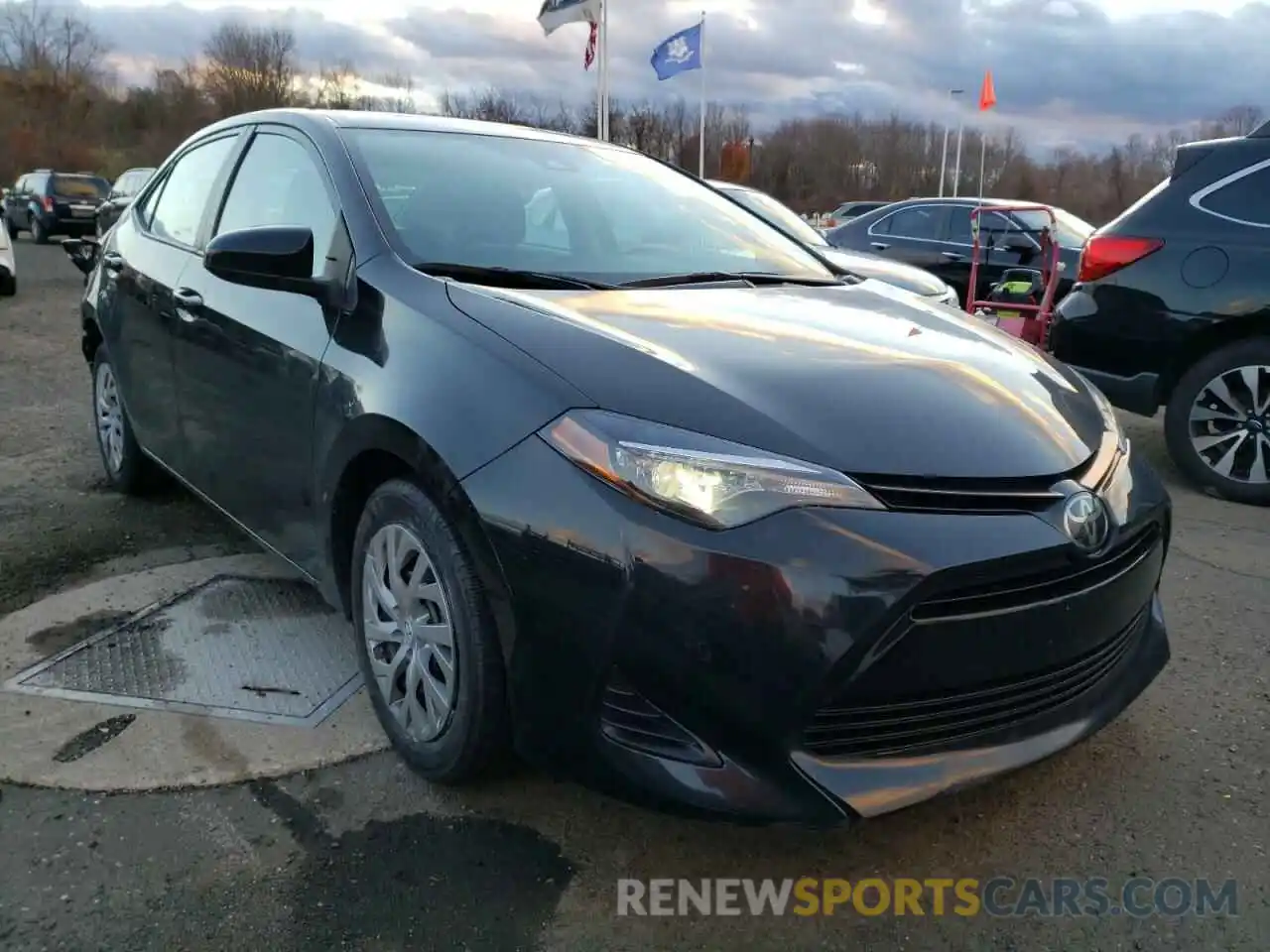 1 Photograph of a damaged car 2T1BURHE3KC230254 TOYOTA COROLLA 2019