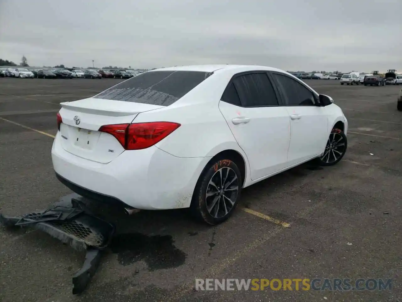 4 Photograph of a damaged car 2T1BURHE3KC231243 TOYOTA COROLLA 2019