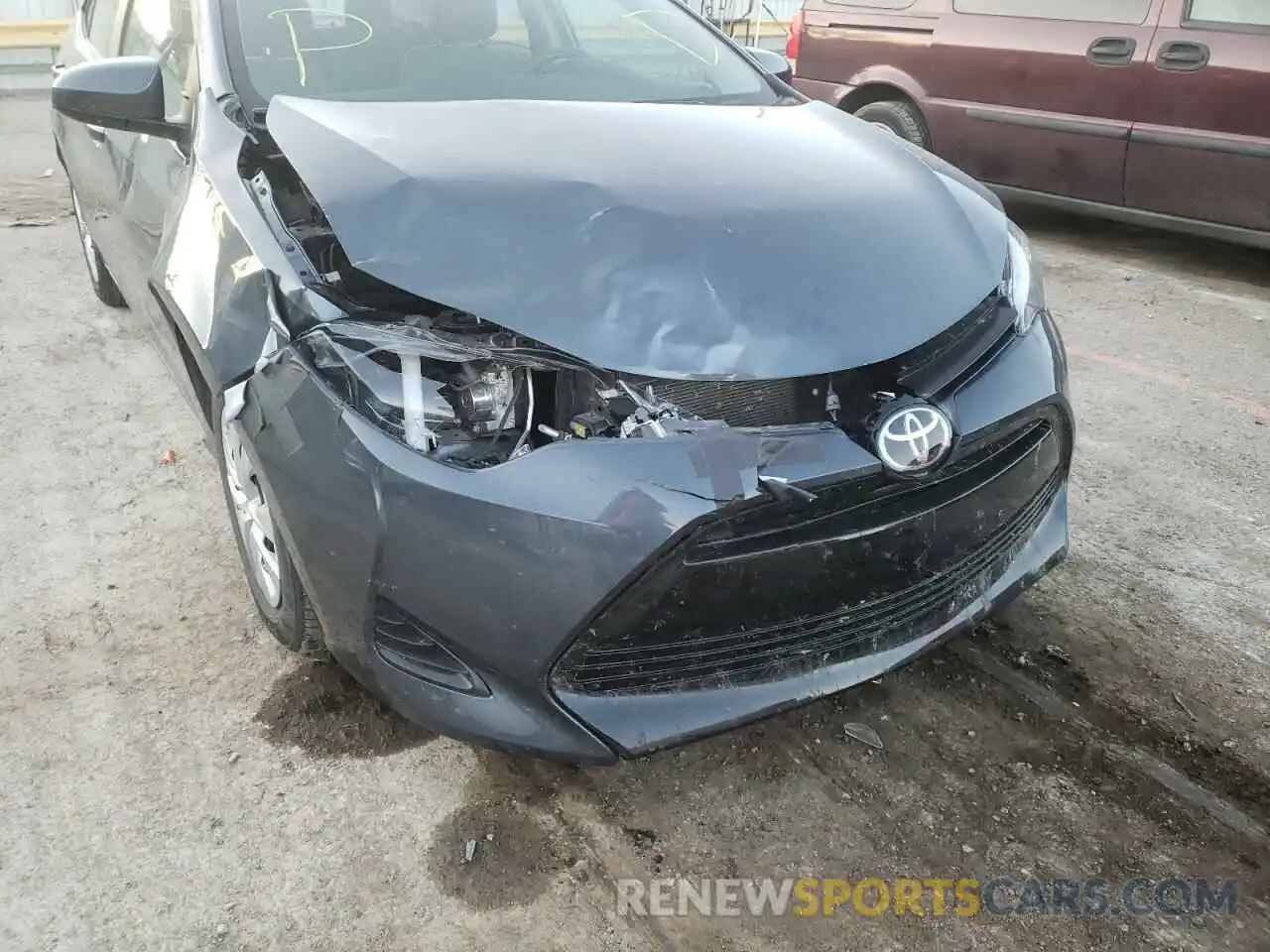 9 Photograph of a damaged car 2T1BURHE3KC232165 TOYOTA COROLLA 2019