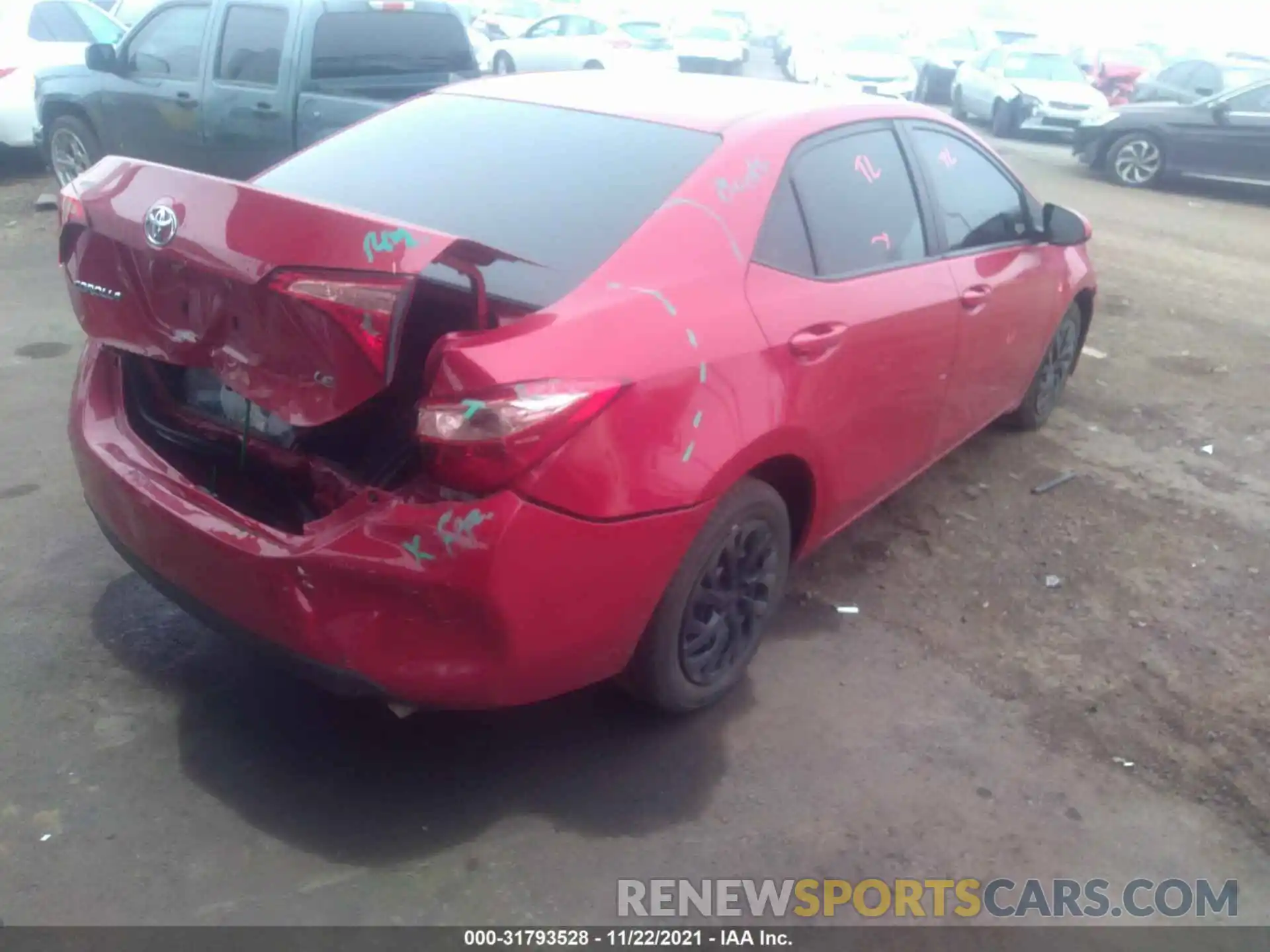 4 Photograph of a damaged car 2T1BURHE3KC232361 TOYOTA COROLLA 2019