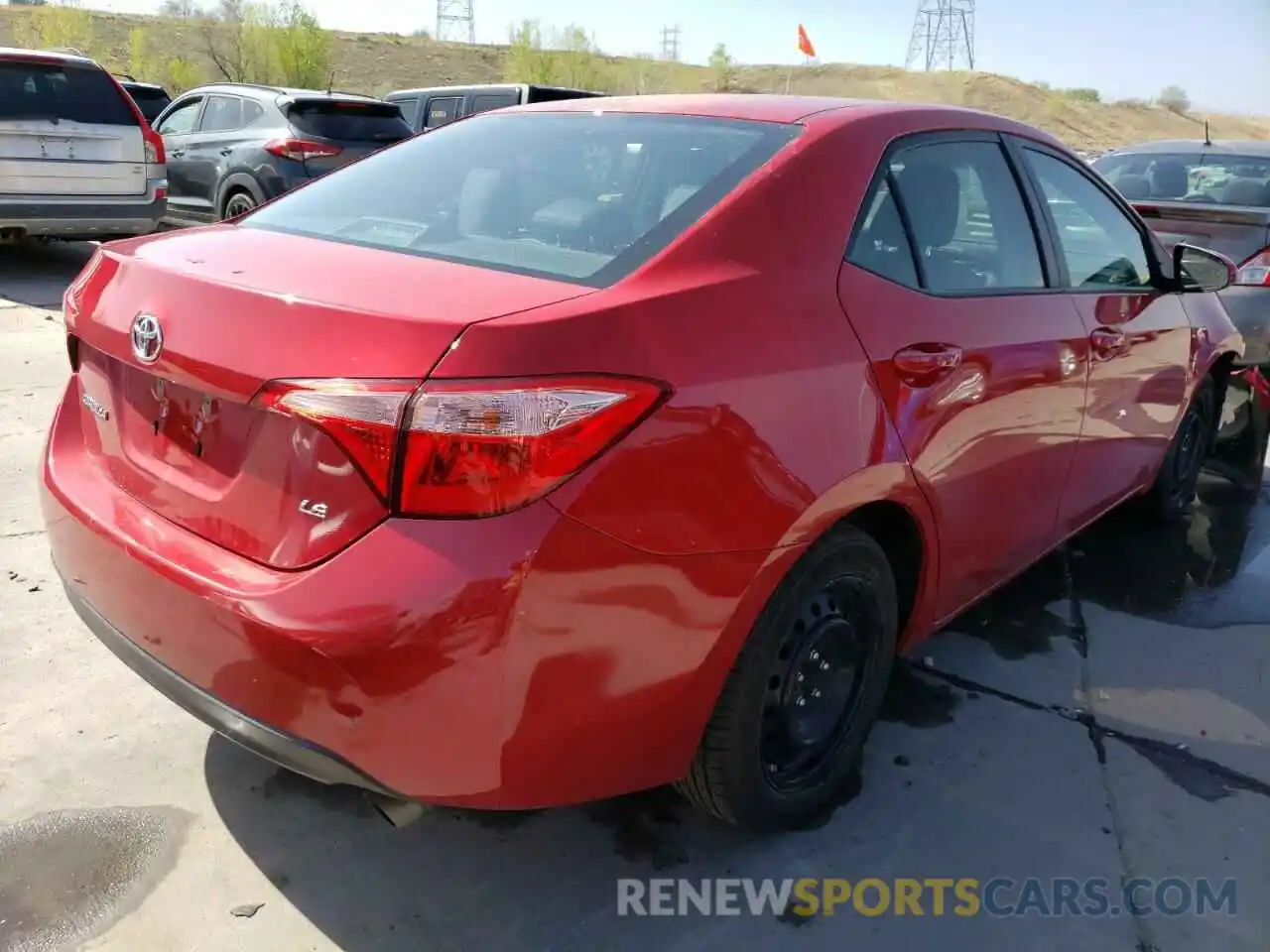 4 Photograph of a damaged car 2T1BURHE3KC232425 TOYOTA COROLLA 2019