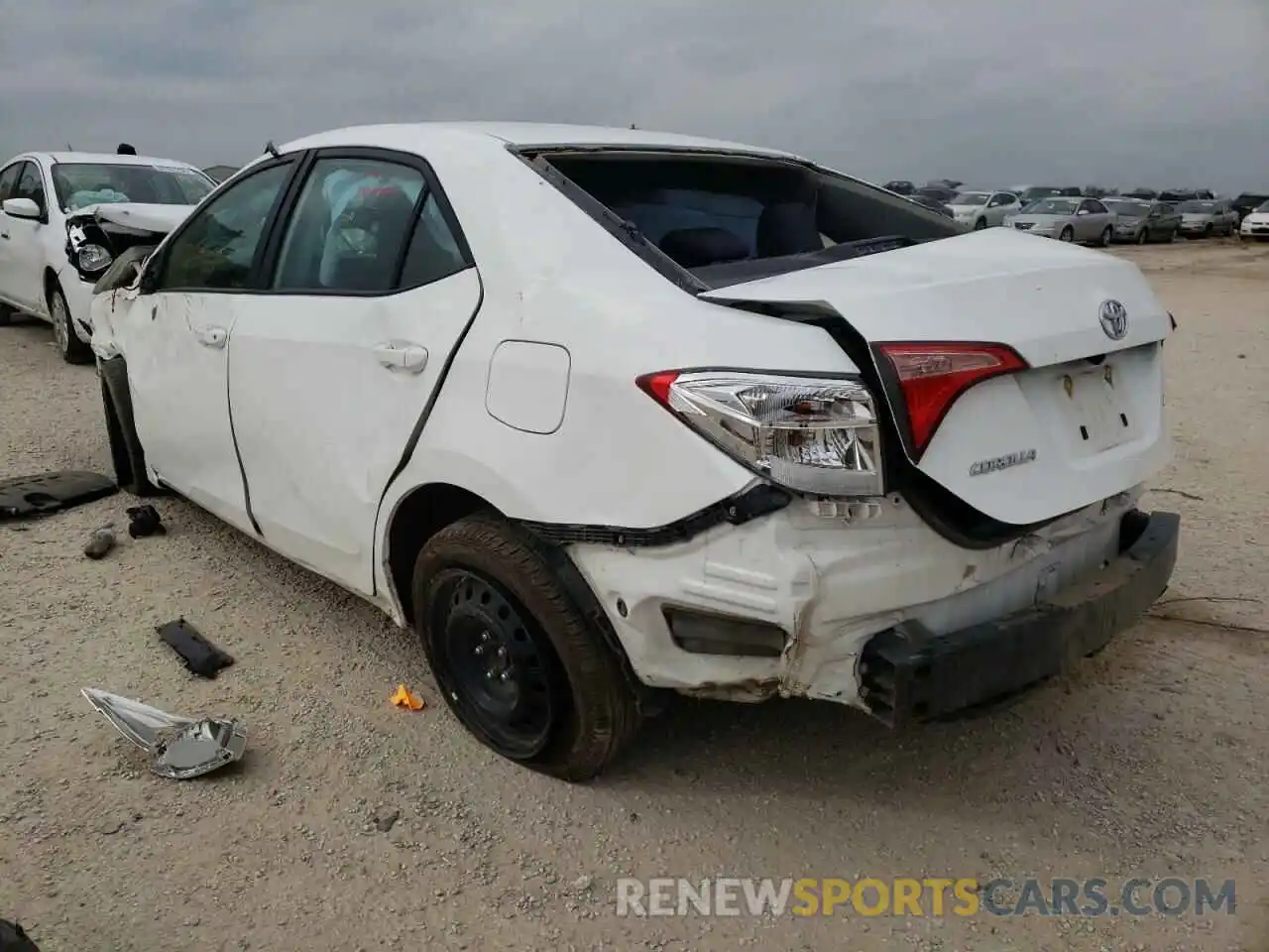 3 Photograph of a damaged car 2T1BURHE3KC232506 TOYOTA COROLLA 2019