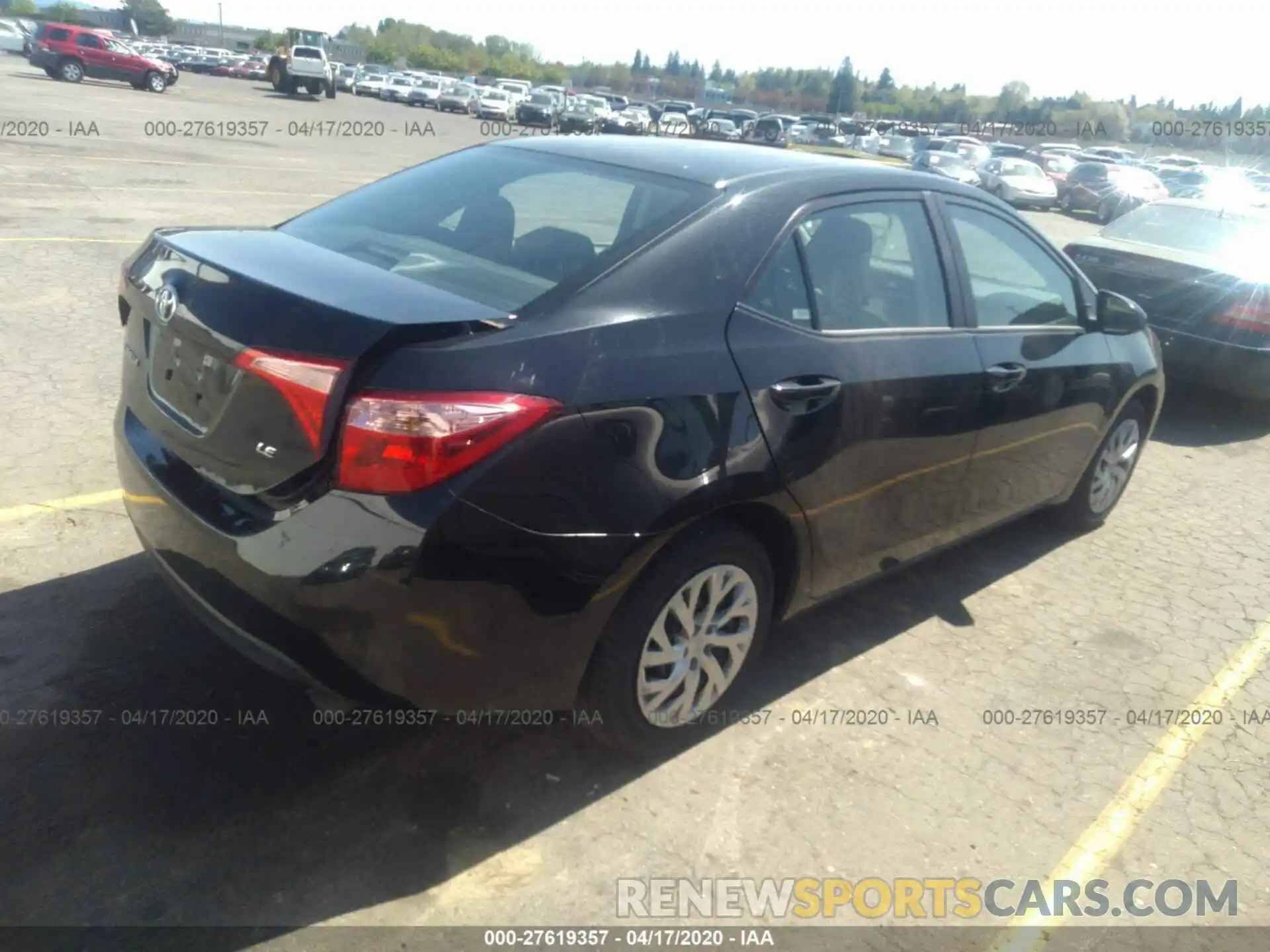 4 Photograph of a damaged car 2T1BURHE3KC232568 TOYOTA COROLLA 2019