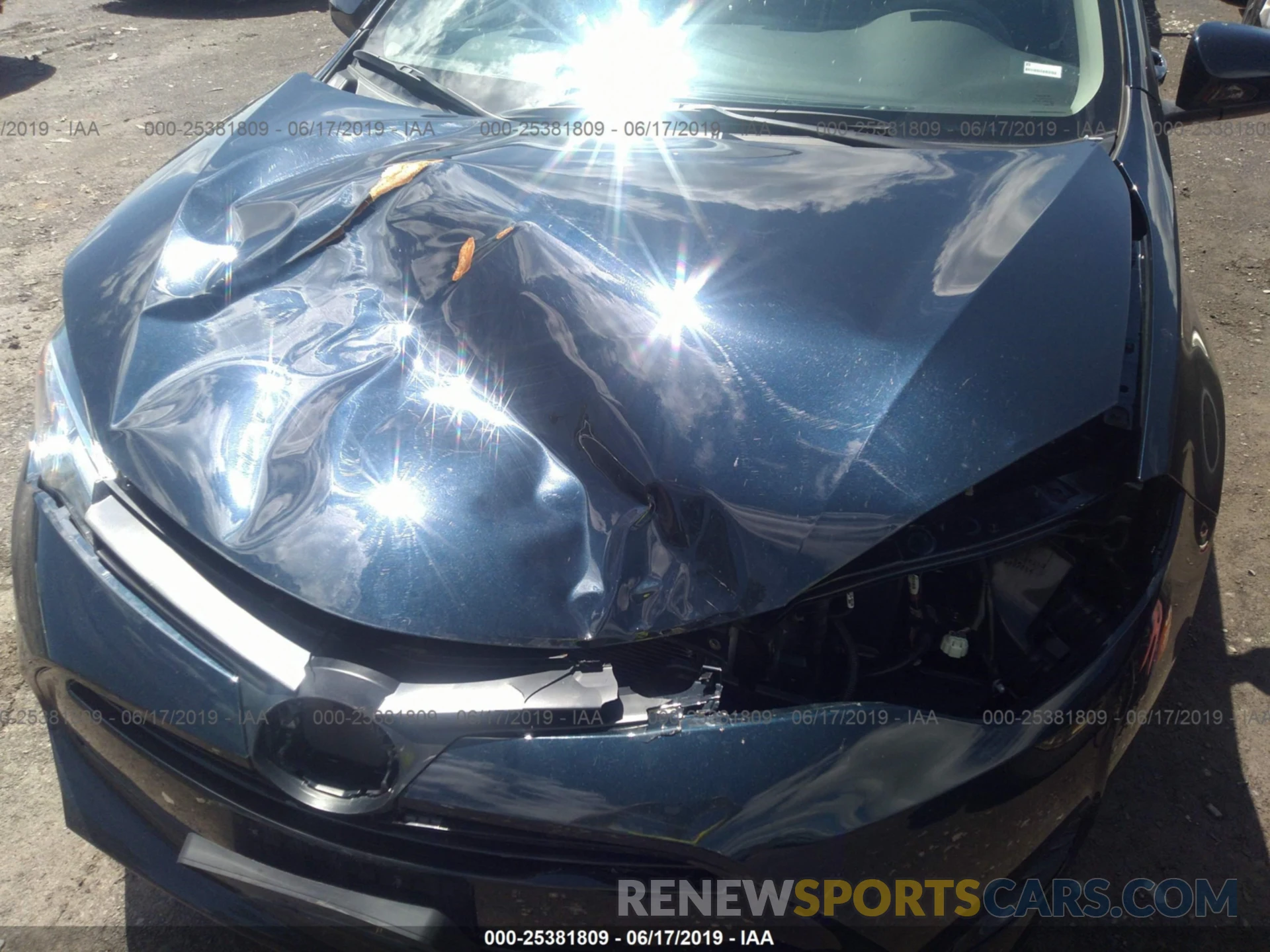 6 Photograph of a damaged car 2T1BURHE3KC234241 TOYOTA COROLLA 2019