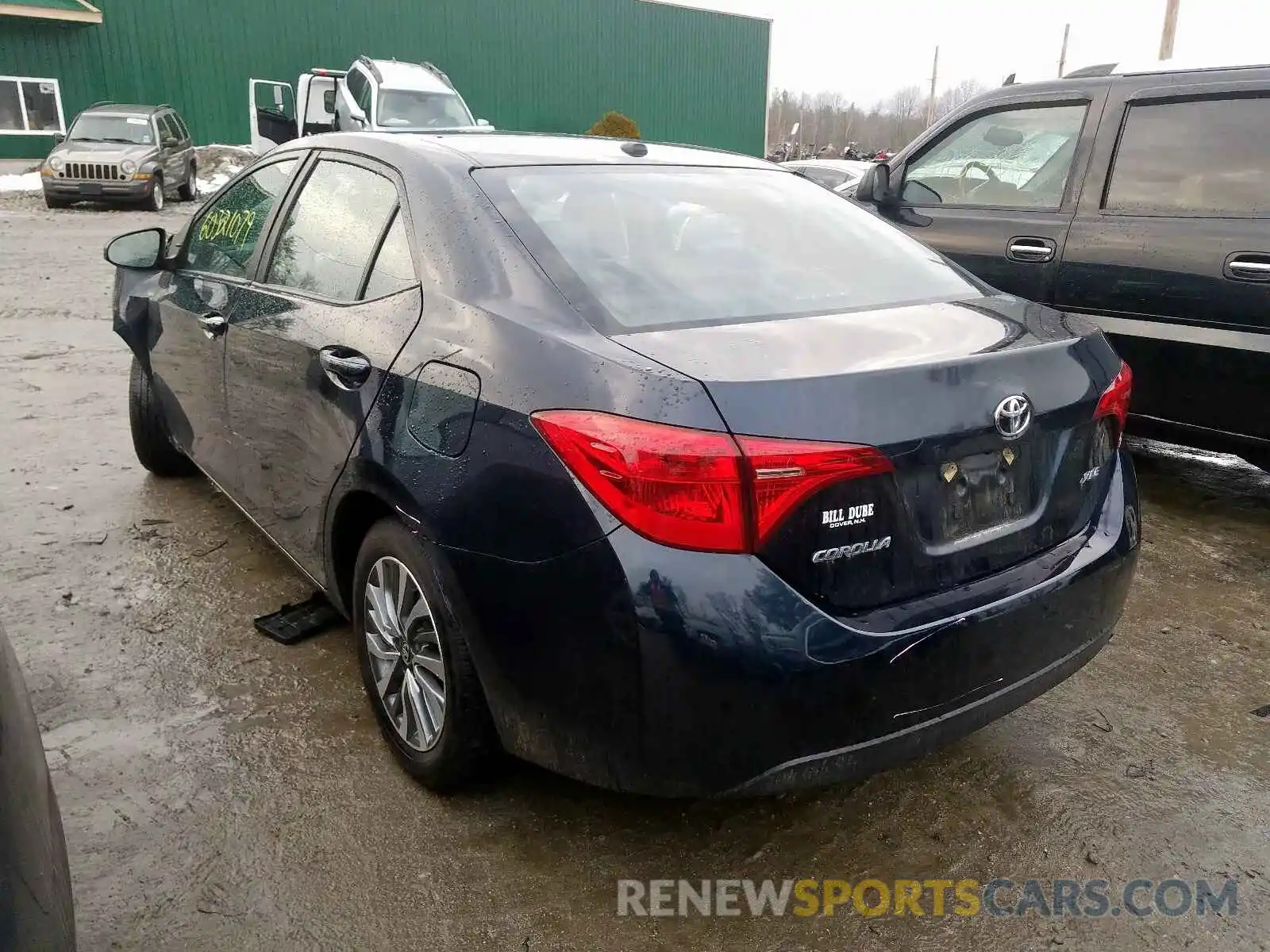 3 Photograph of a damaged car 2T1BURHE3KC234997 TOYOTA COROLLA 2019