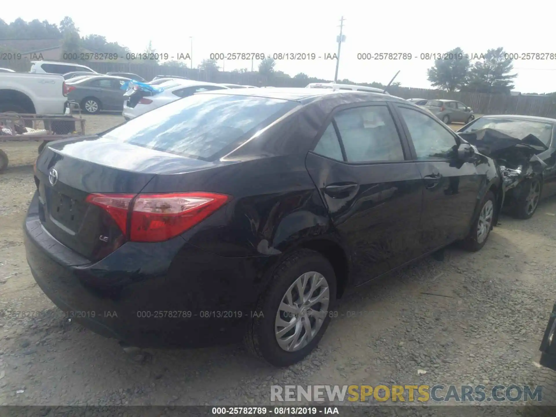 4 Photograph of a damaged car 2T1BURHE3KC235129 TOYOTA COROLLA 2019