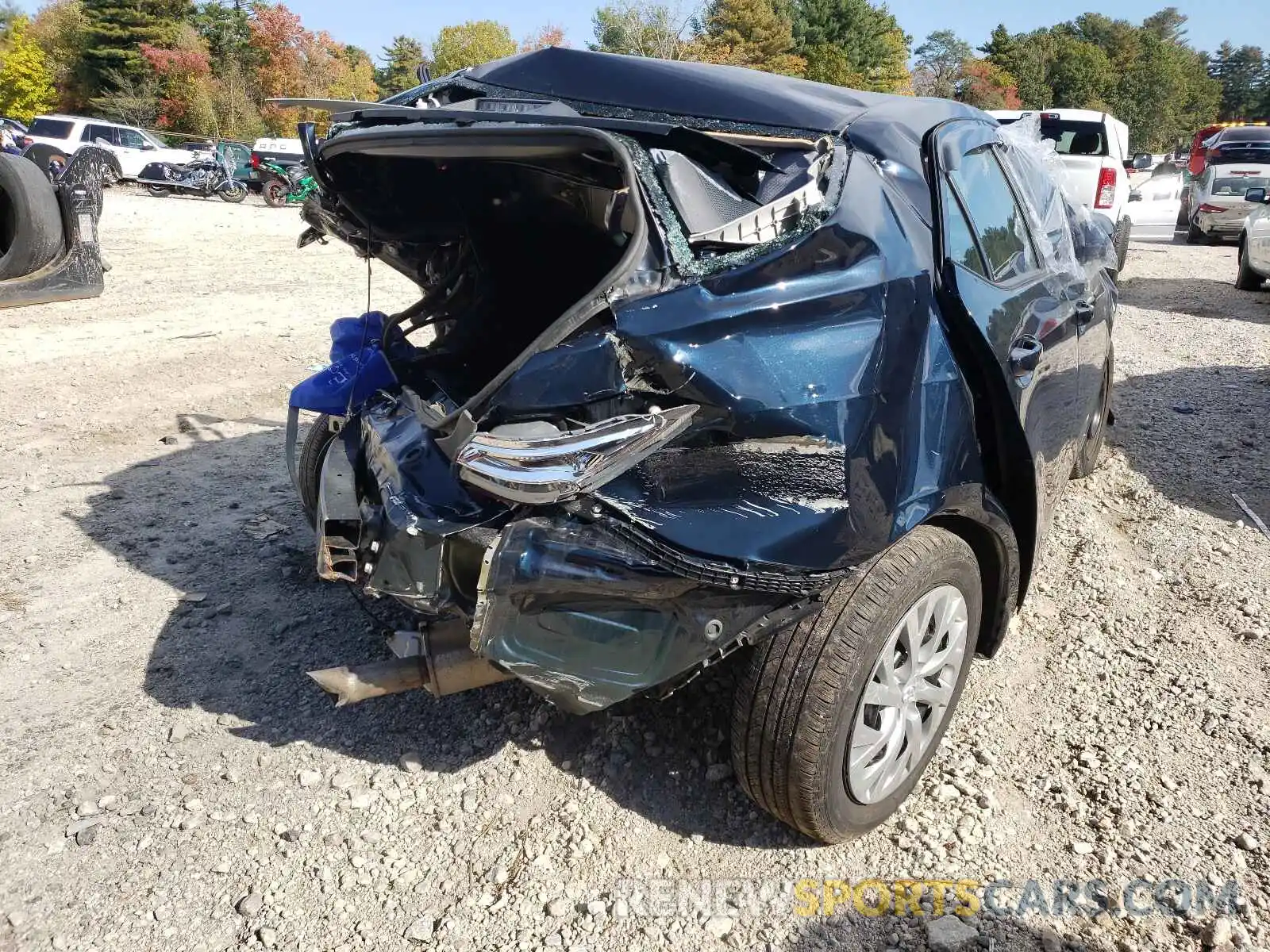 4 Photograph of a damaged car 2T1BURHE3KC235163 TOYOTA COROLLA 2019