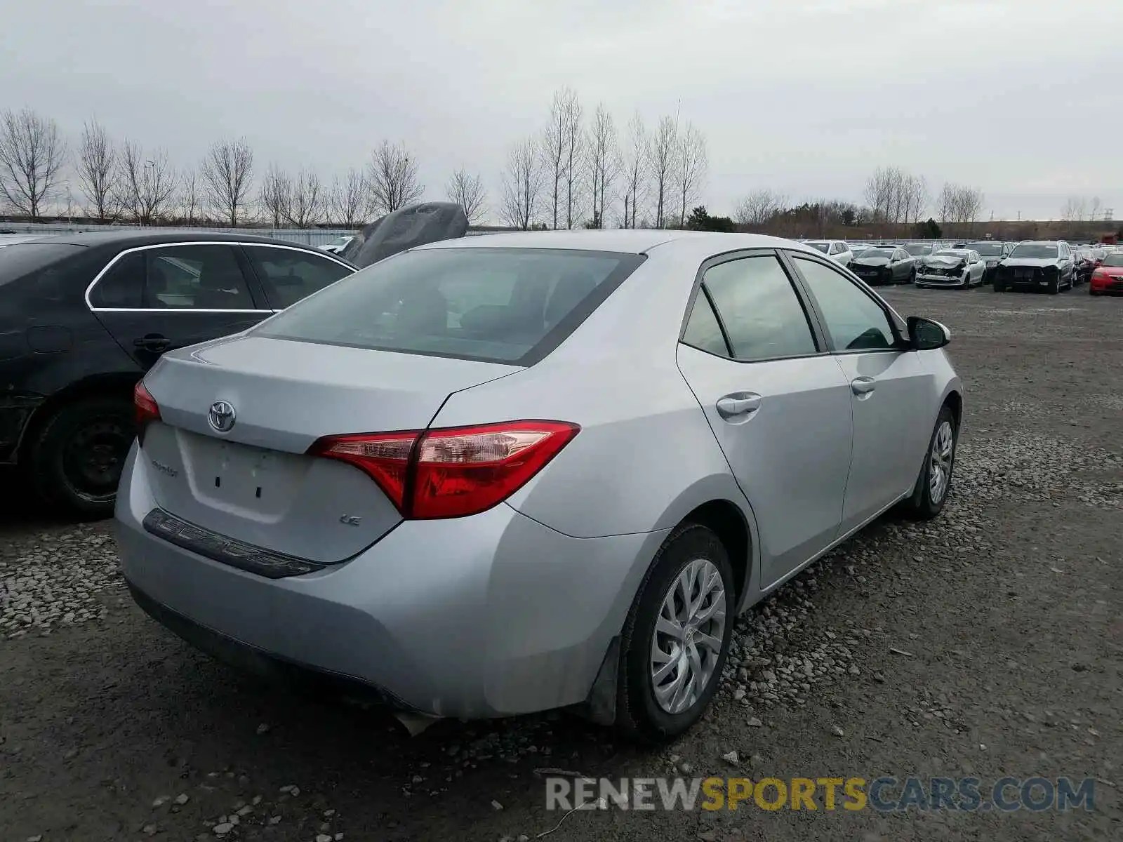 4 Photograph of a damaged car 2T1BURHE3KC235633 TOYOTA COROLLA 2019