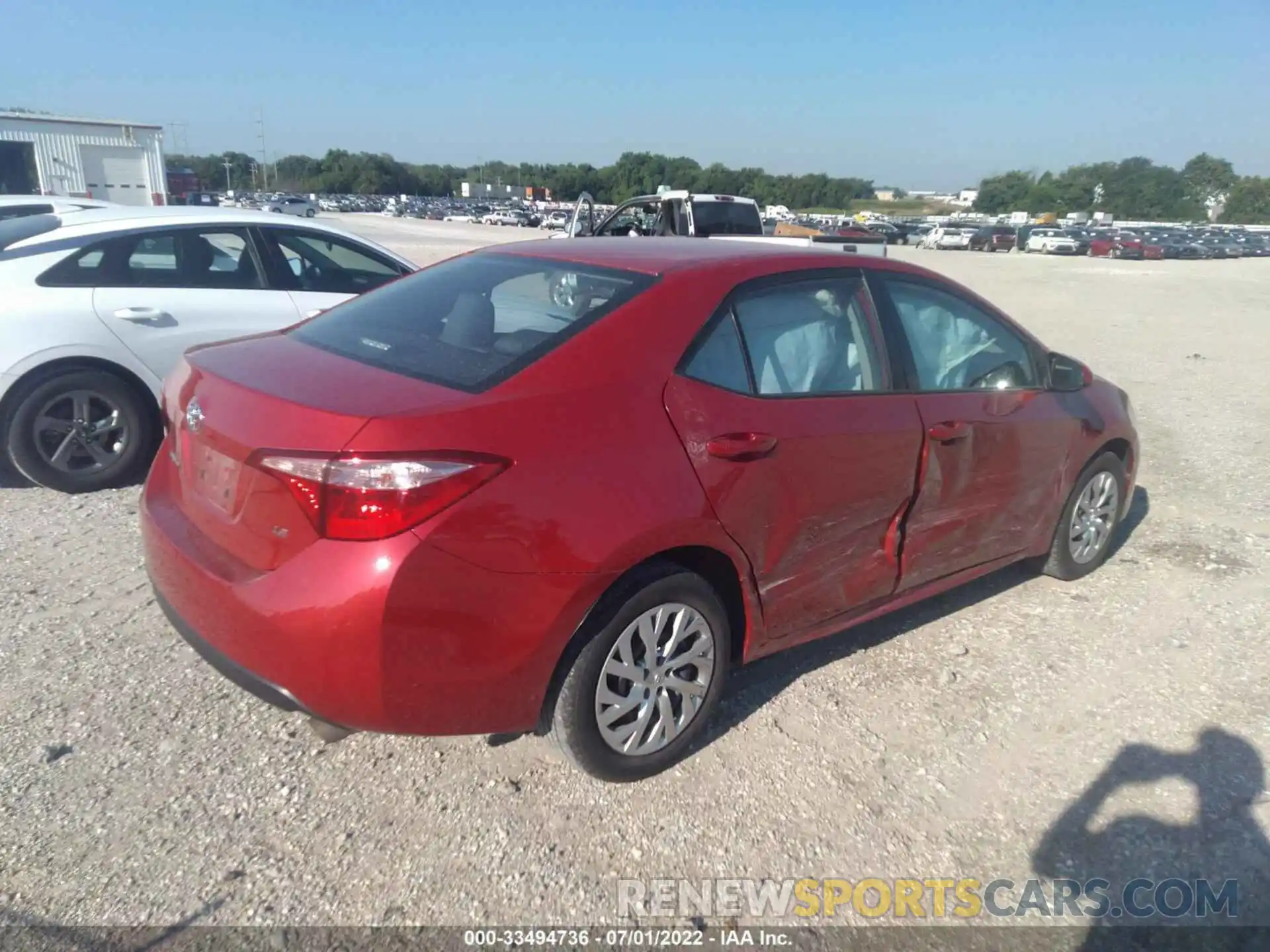 4 Photograph of a damaged car 2T1BURHE3KC236166 TOYOTA COROLLA 2019