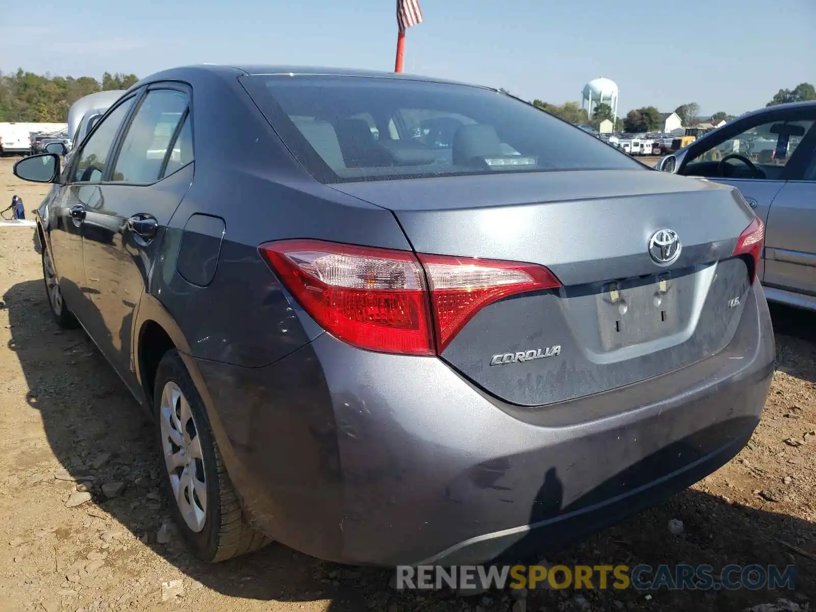 3 Photograph of a damaged car 2T1BURHE3KC236460 TOYOTA COROLLA 2019