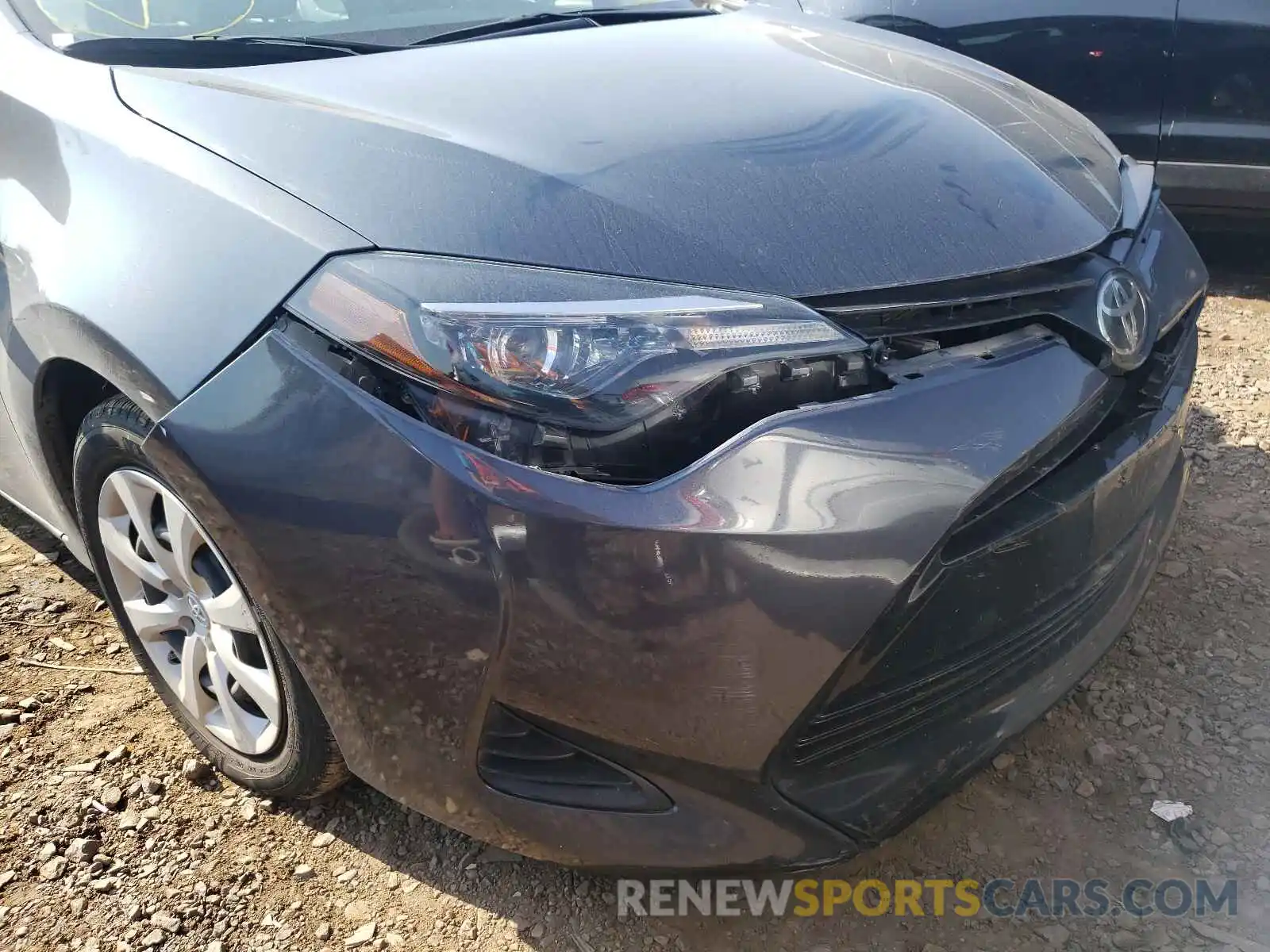 9 Photograph of a damaged car 2T1BURHE3KC236460 TOYOTA COROLLA 2019