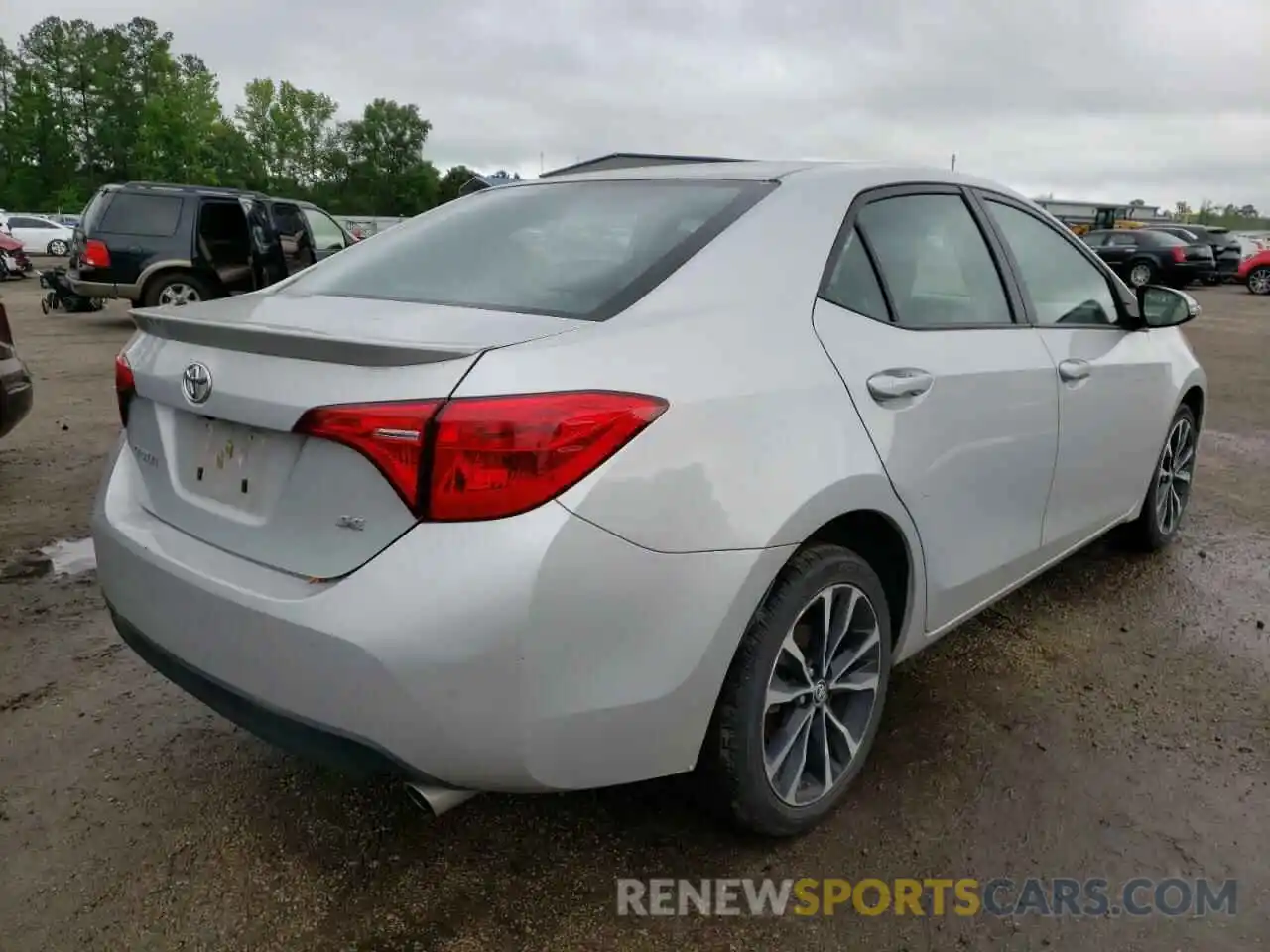 4 Photograph of a damaged car 2T1BURHE3KC237432 TOYOTA COROLLA 2019