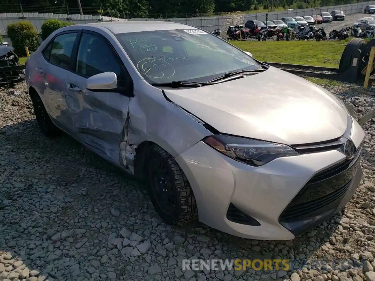 9 Photograph of a damaged car 2T1BURHE3KC237611 TOYOTA COROLLA 2019