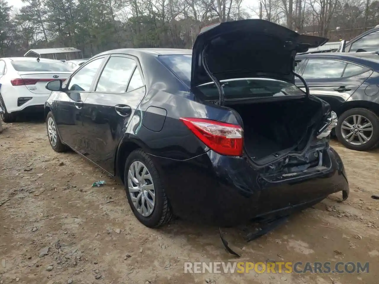 3 Photograph of a damaged car 2T1BURHE3KC237950 TOYOTA COROLLA 2019