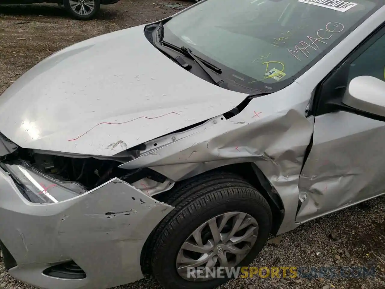 9 Photograph of a damaged car 2T1BURHE3KC237978 TOYOTA COROLLA 2019