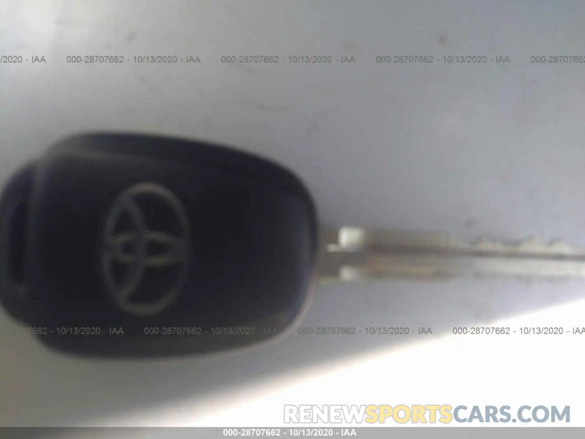 11 Photograph of a damaged car 2T1BURHE3KC238628 TOYOTA COROLLA 2019