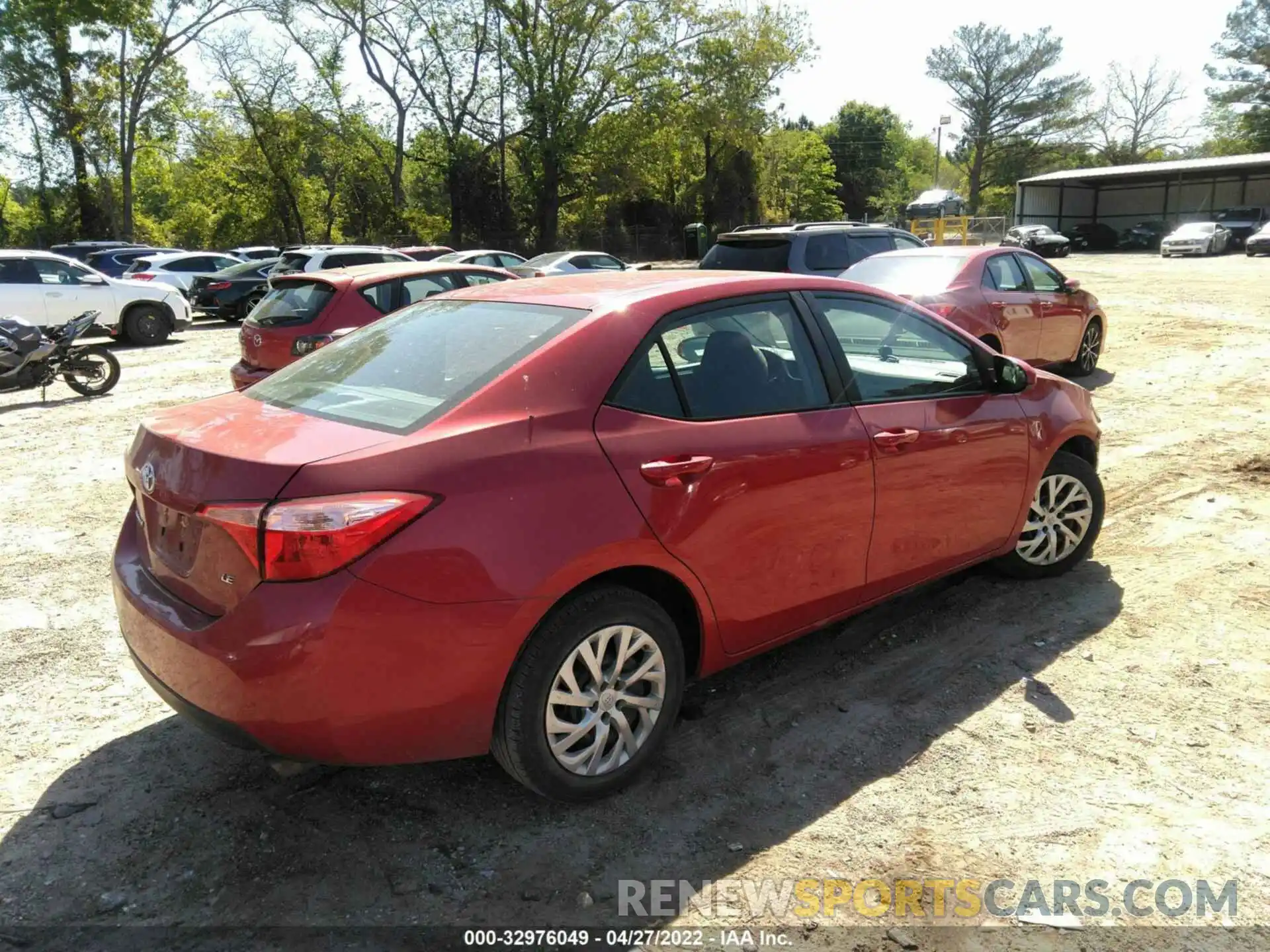 4 Photograph of a damaged car 2T1BURHE3KC238712 TOYOTA COROLLA 2019