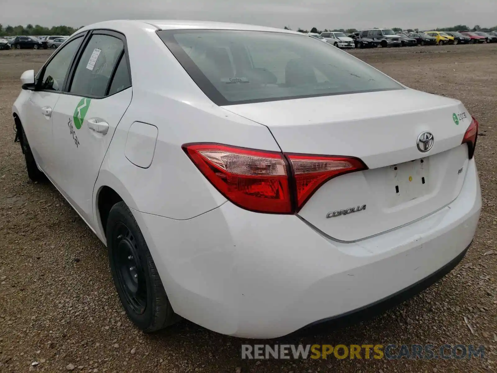 3 Фотография поврежденного автомобиля 2T1BURHE3KC238855 TOYOTA COROLLA 2019