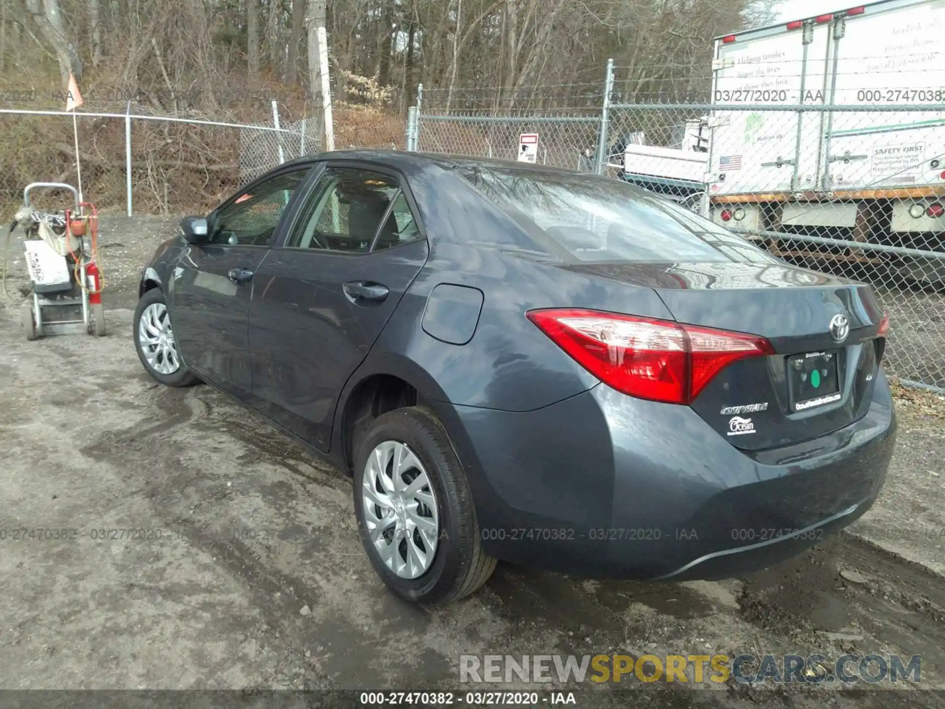 3 Photograph of a damaged car 2T1BURHE3KC239018 TOYOTA COROLLA 2019