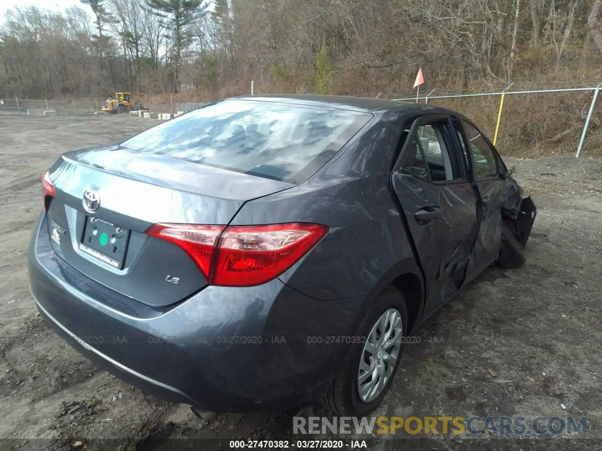 4 Photograph of a damaged car 2T1BURHE3KC239018 TOYOTA COROLLA 2019