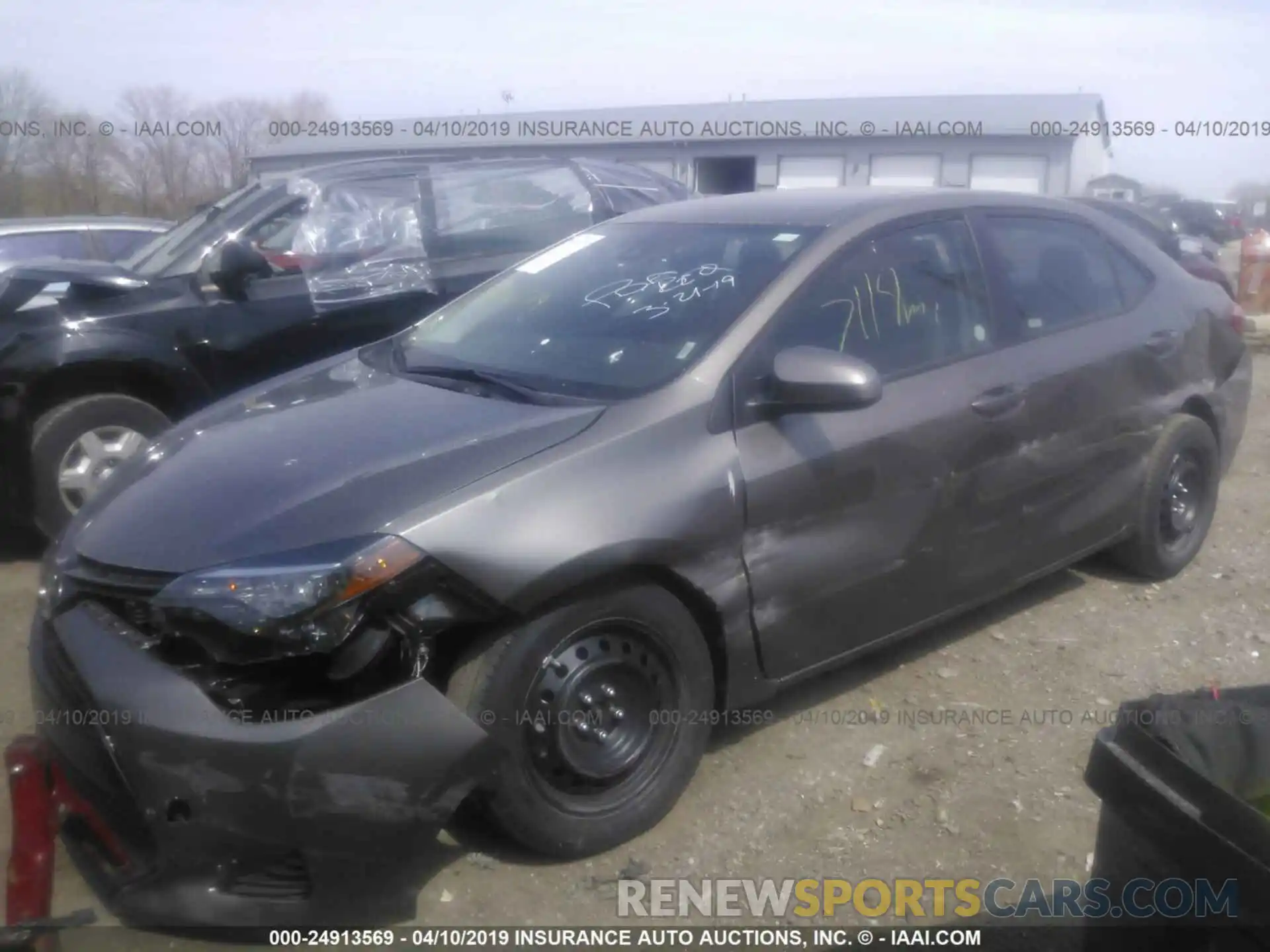 2 Photograph of a damaged car 2T1BURHE3KC239505 TOYOTA COROLLA 2019