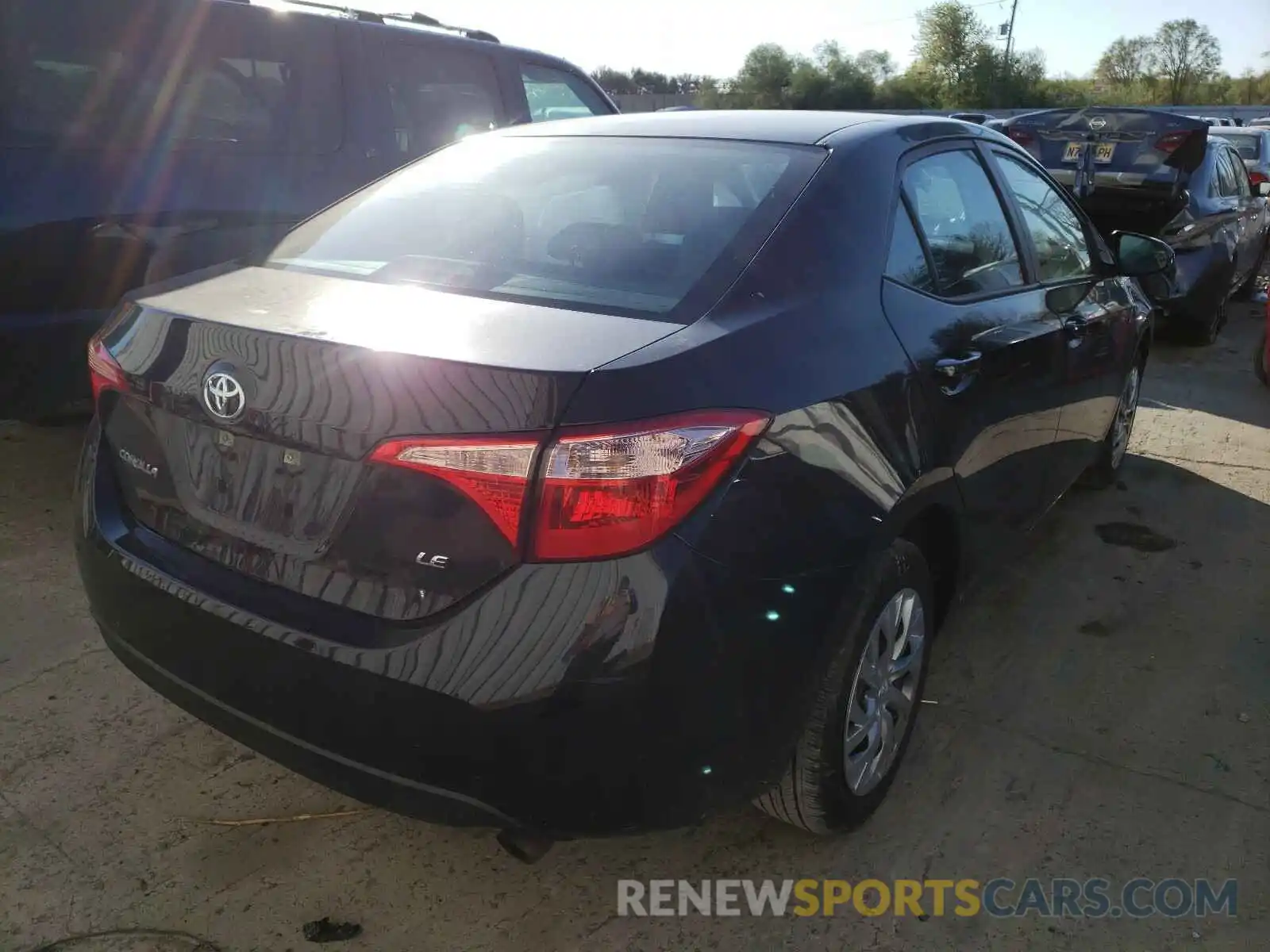 4 Photograph of a damaged car 2T1BURHE3KC240802 TOYOTA COROLLA 2019