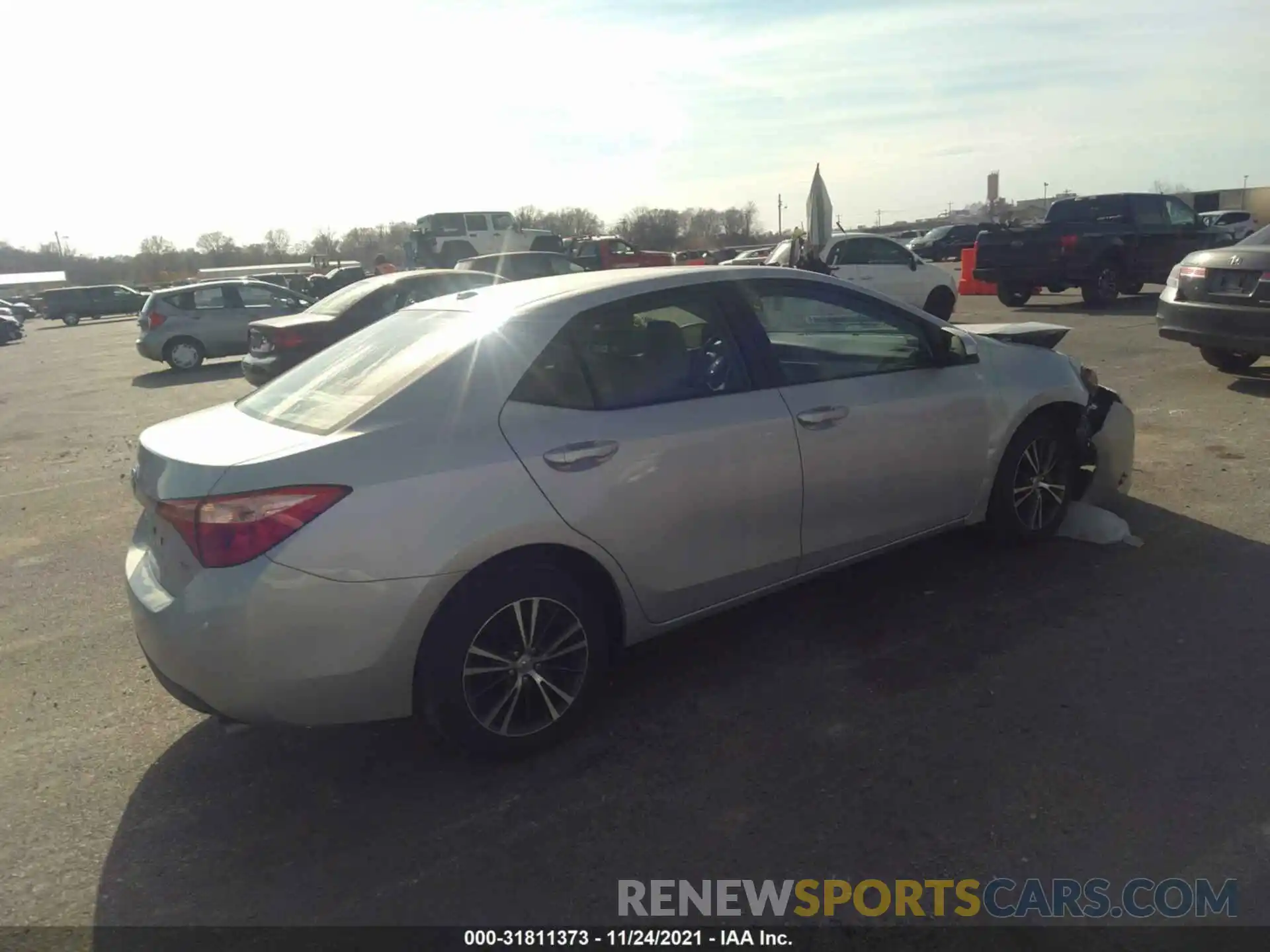 4 Photograph of a damaged car 2T1BURHE3KC241416 TOYOTA COROLLA 2019