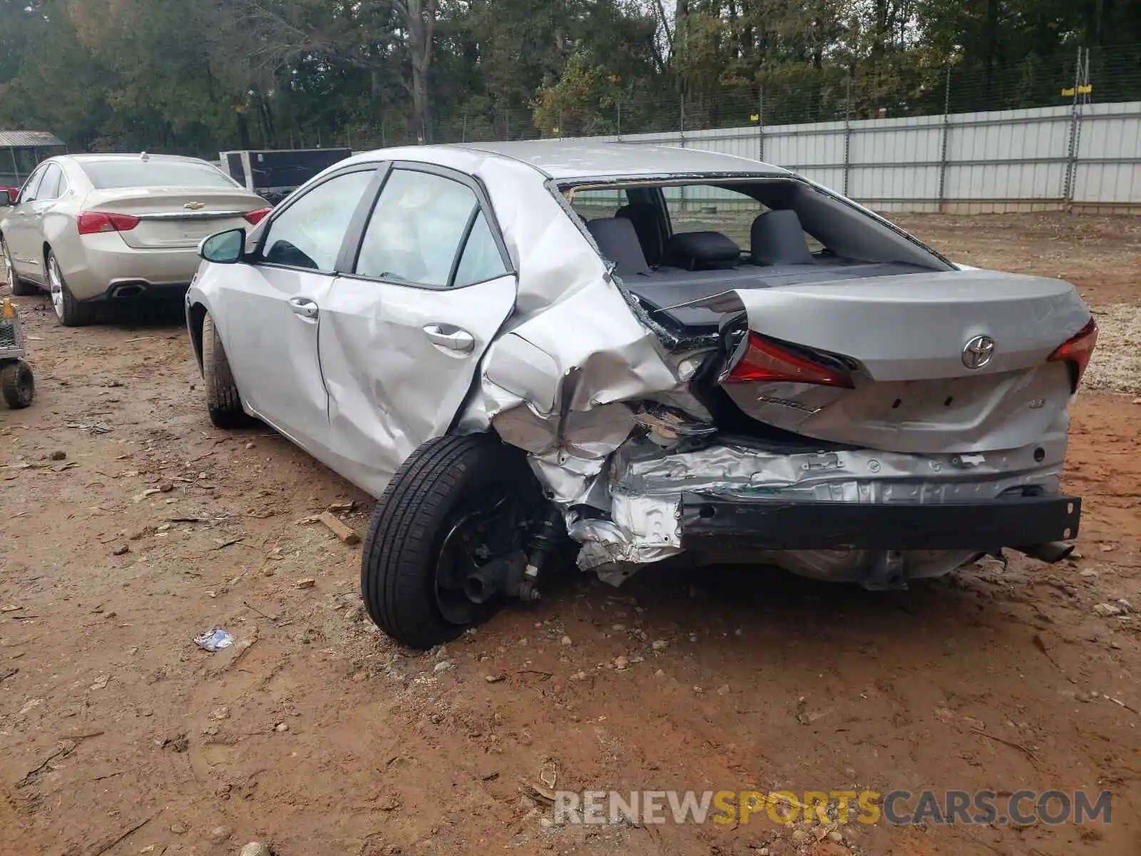 3 Photograph of a damaged car 2T1BURHE3KC241674 TOYOTA COROLLA 2019