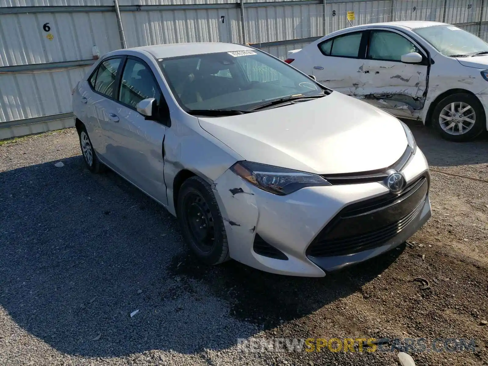 1 Photograph of a damaged car 2T1BURHE3KC241710 TOYOTA COROLLA 2019