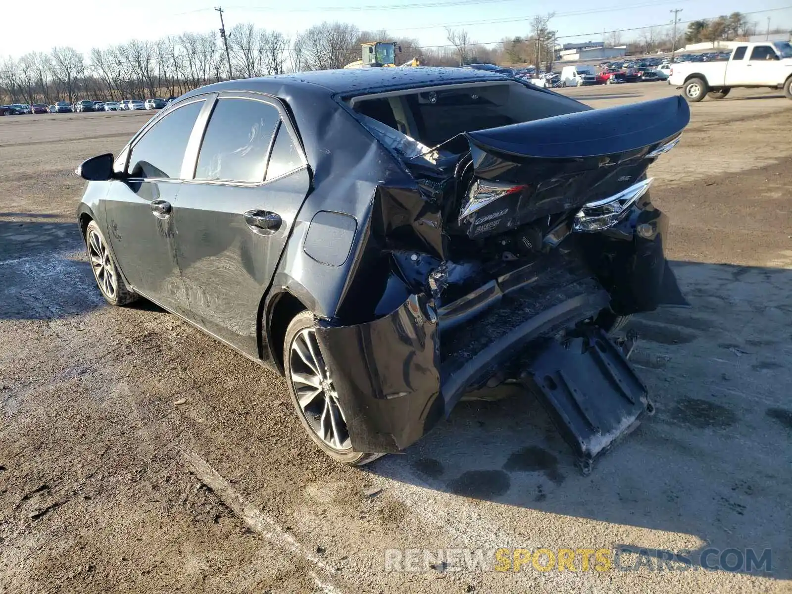 3 Photograph of a damaged car 2T1BURHE3KC241772 TOYOTA COROLLA 2019