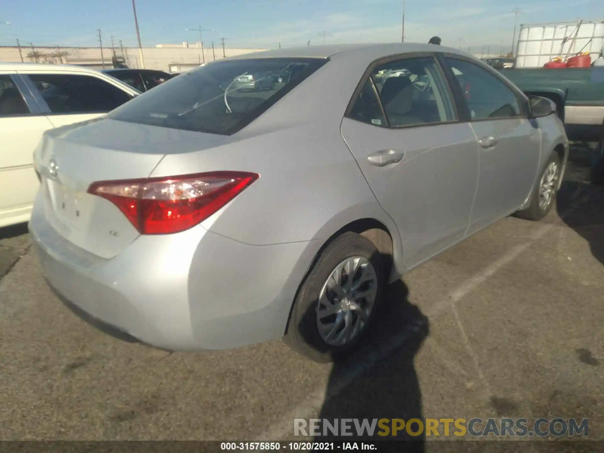 4 Photograph of a damaged car 2T1BURHE3KC242100 TOYOTA COROLLA 2019