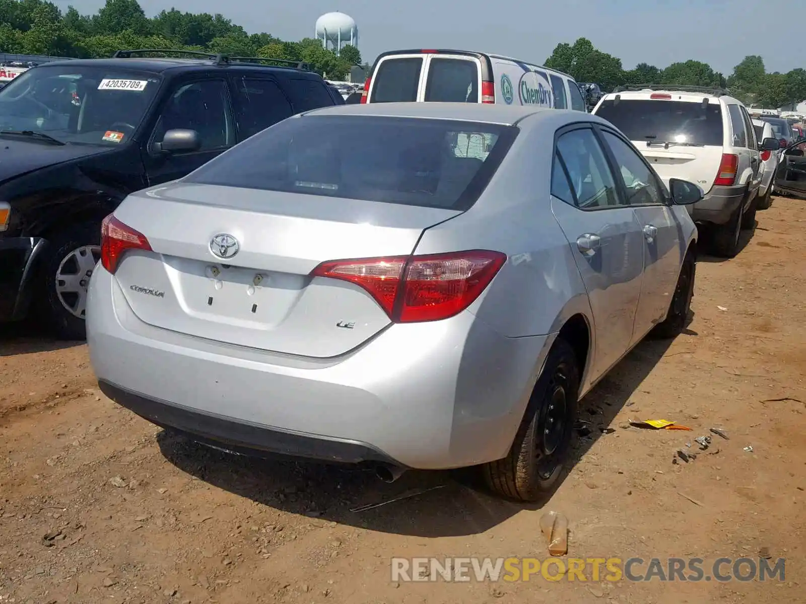 4 Photograph of a damaged car 2T1BURHE3KC242338 TOYOTA COROLLA 2019