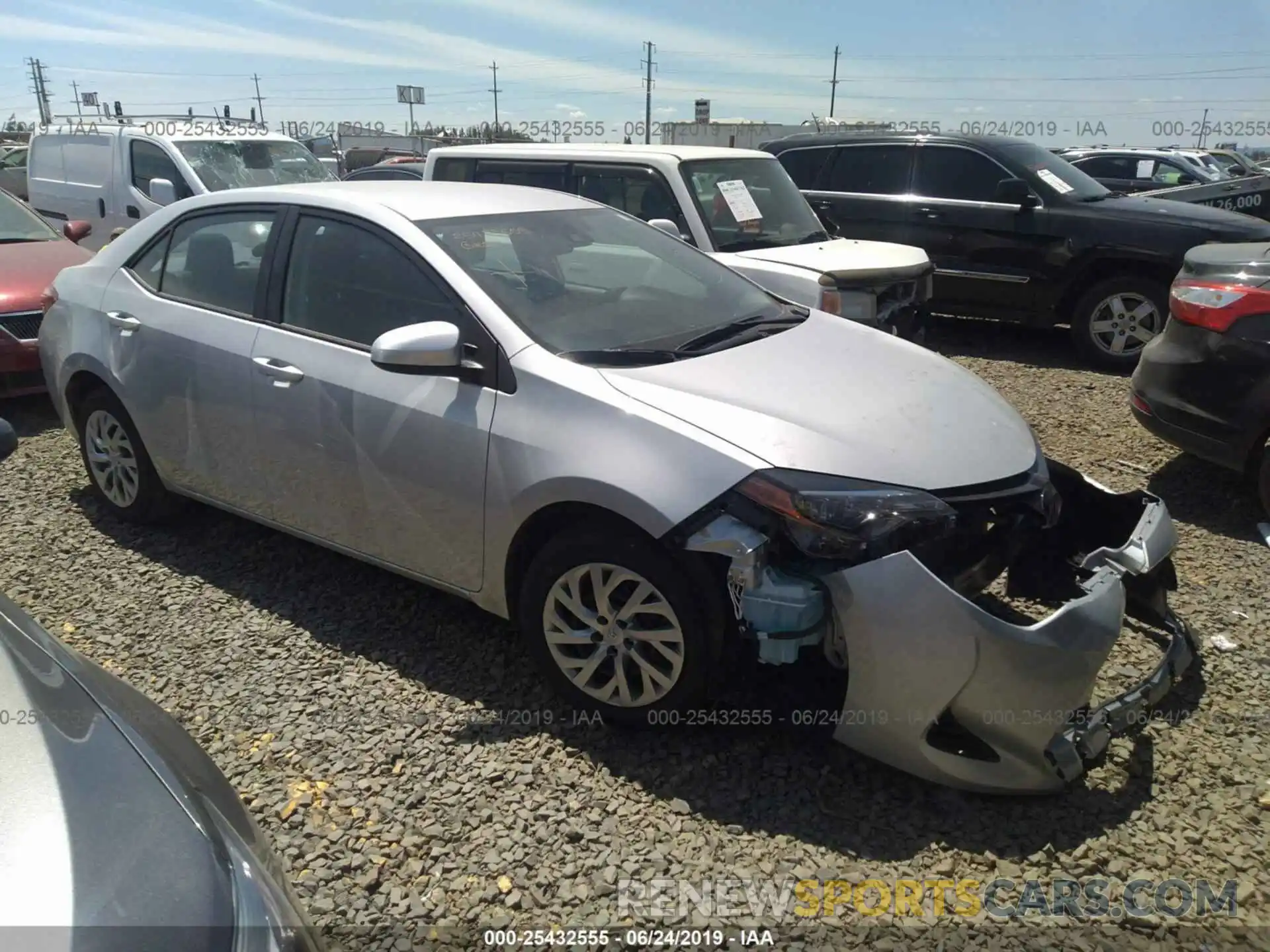 1 Photograph of a damaged car 2T1BURHE3KC244820 TOYOTA COROLLA 2019