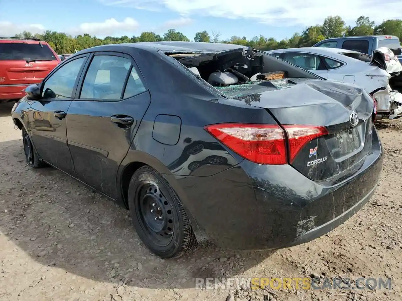 3 Photograph of a damaged car 2T1BURHE3KC245417 TOYOTA COROLLA 2019