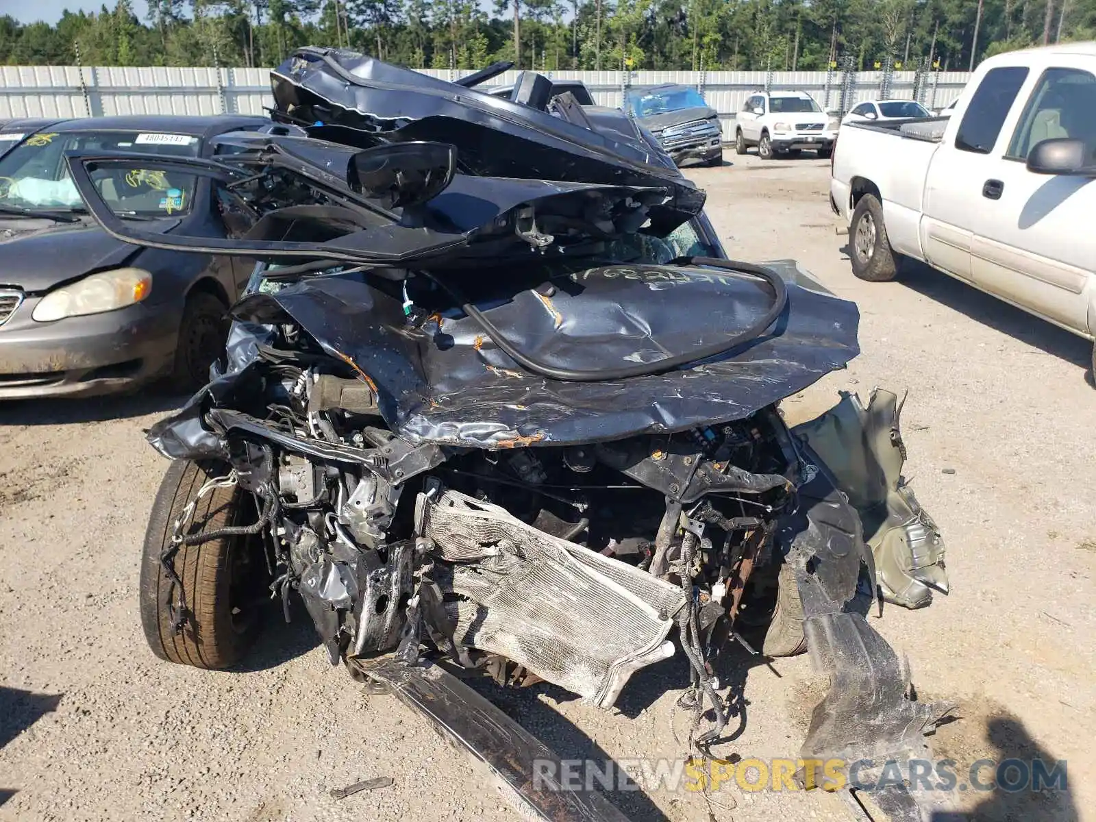 9 Photograph of a damaged car 2T1BURHE3KC246065 TOYOTA COROLLA 2019