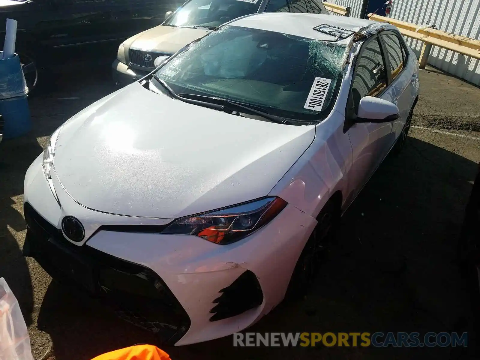 2 Photograph of a damaged car 2T1BURHE3KC246471 TOYOTA COROLLA 2019