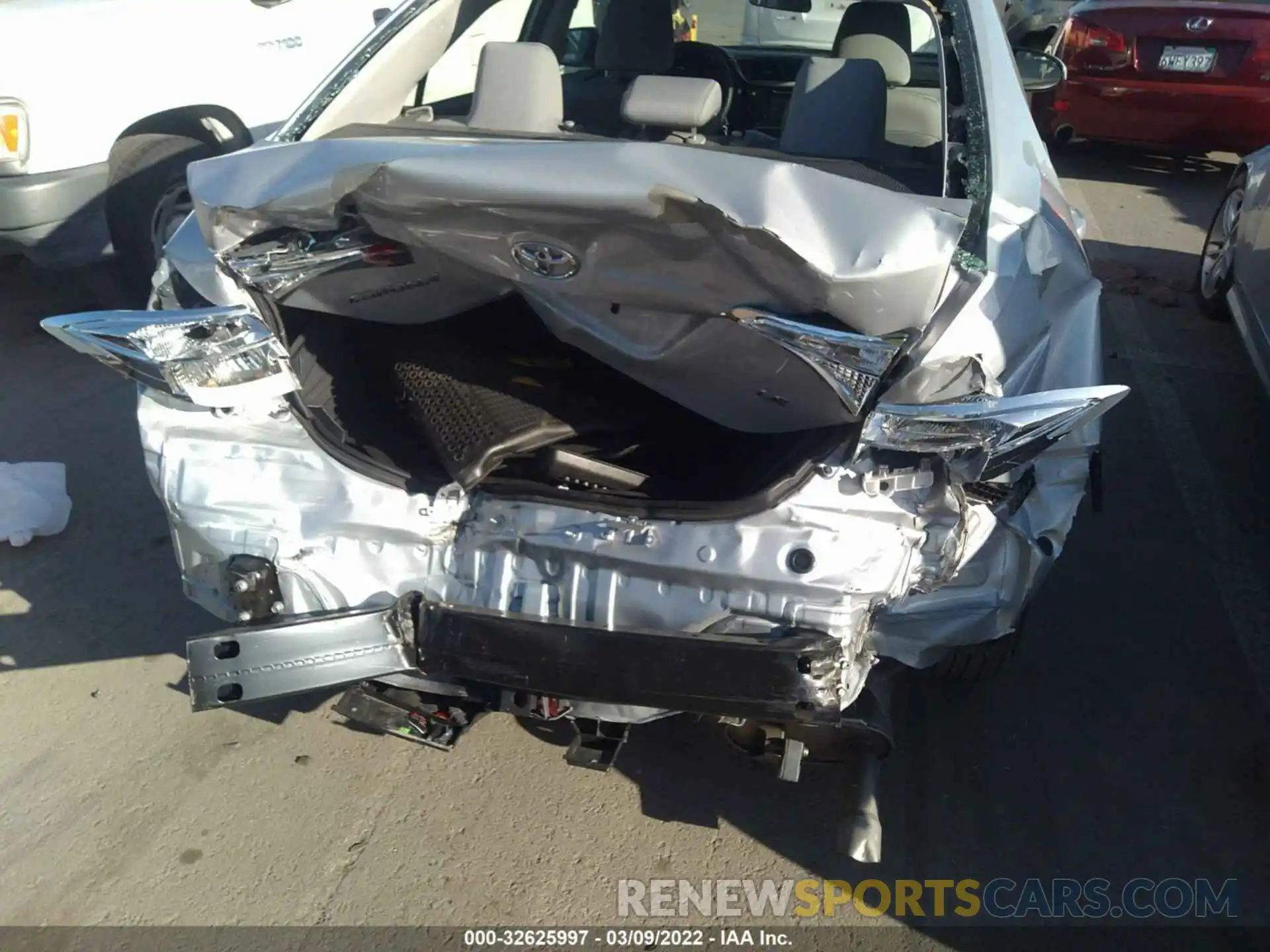 6 Photograph of a damaged car 2T1BURHE3KC247152 TOYOTA COROLLA 2019